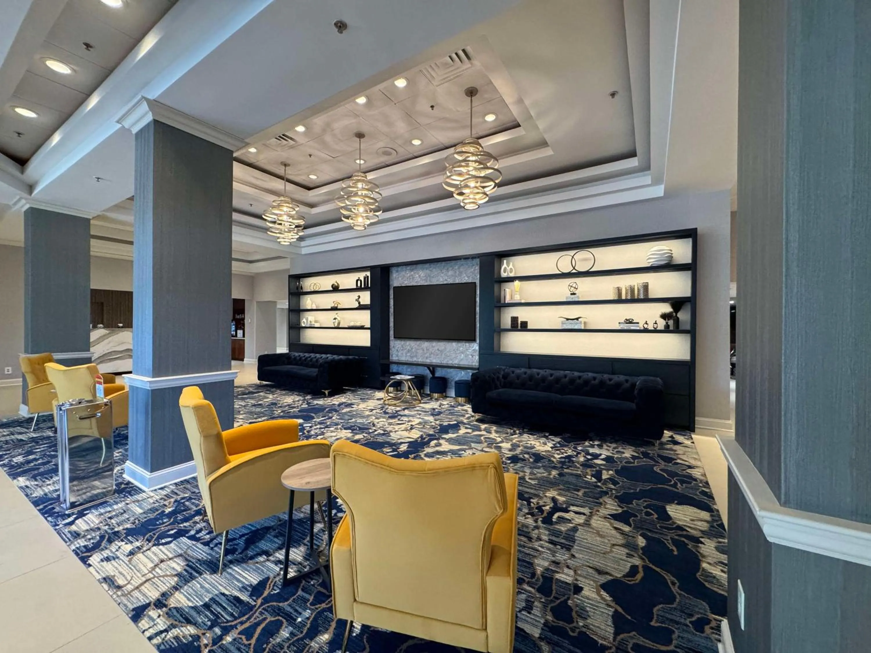 Lobby or reception in DoubleTree By Hilton Baltimore North Pikesville