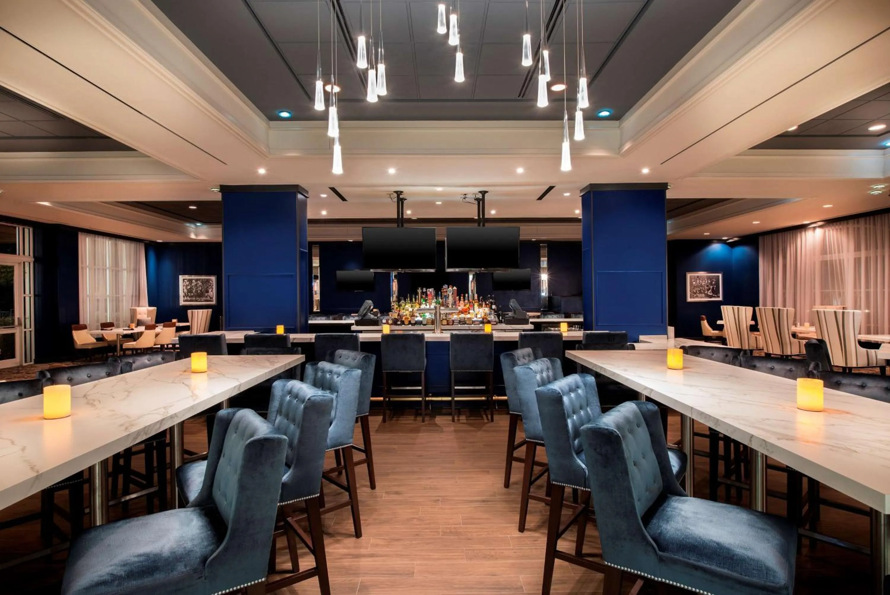 Lounge or bar in Hilton University of Florida Conference Center Gainesville