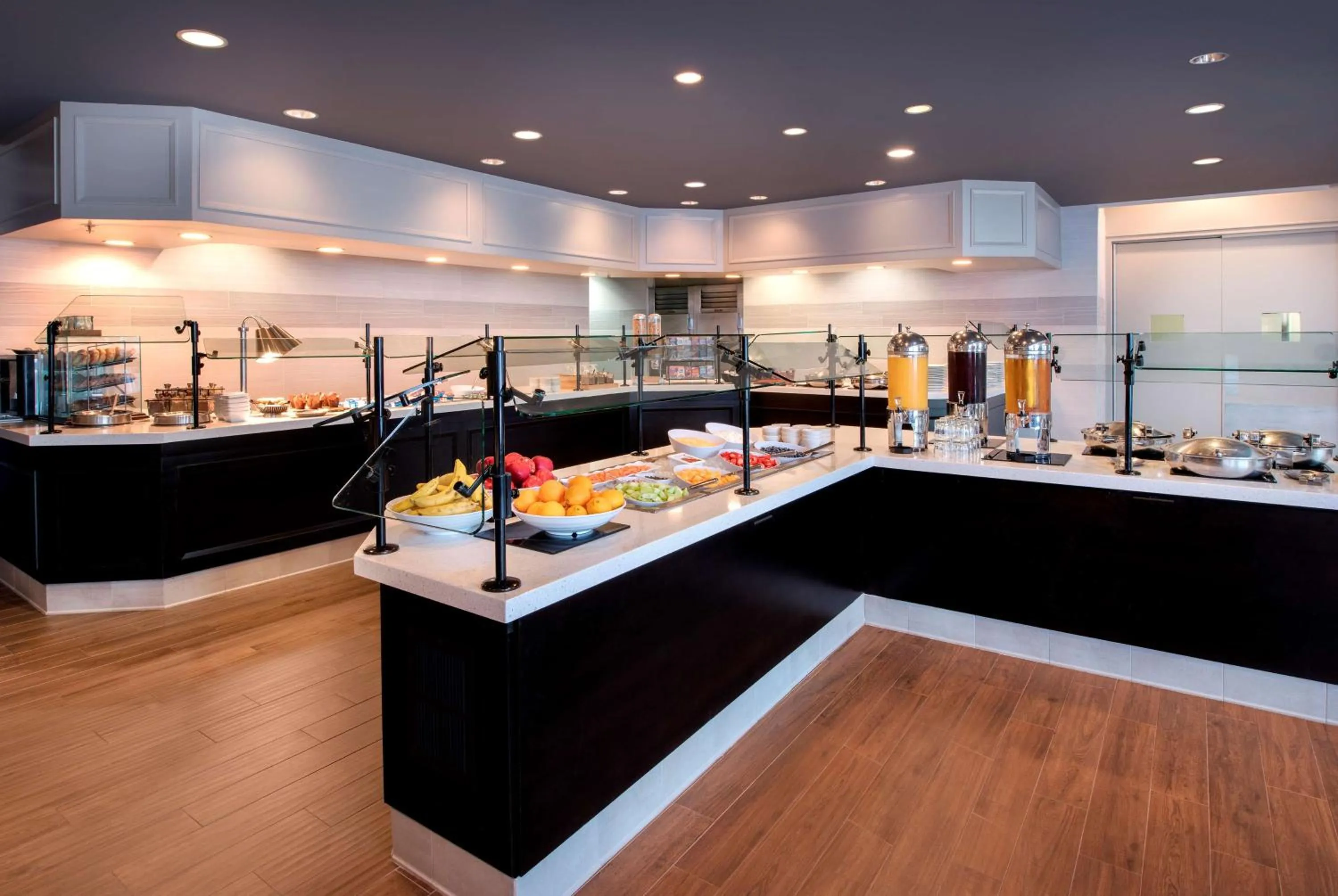 Restaurant/places to eat in Hilton University of Florida Conference Center Gainesville