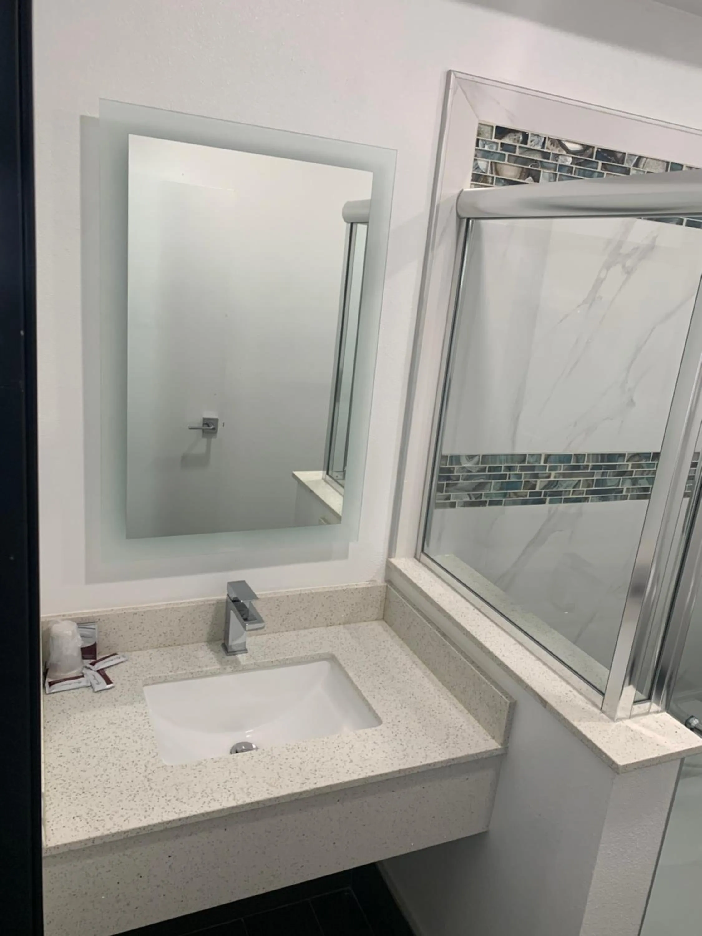 Bathroom in Crescent Inn