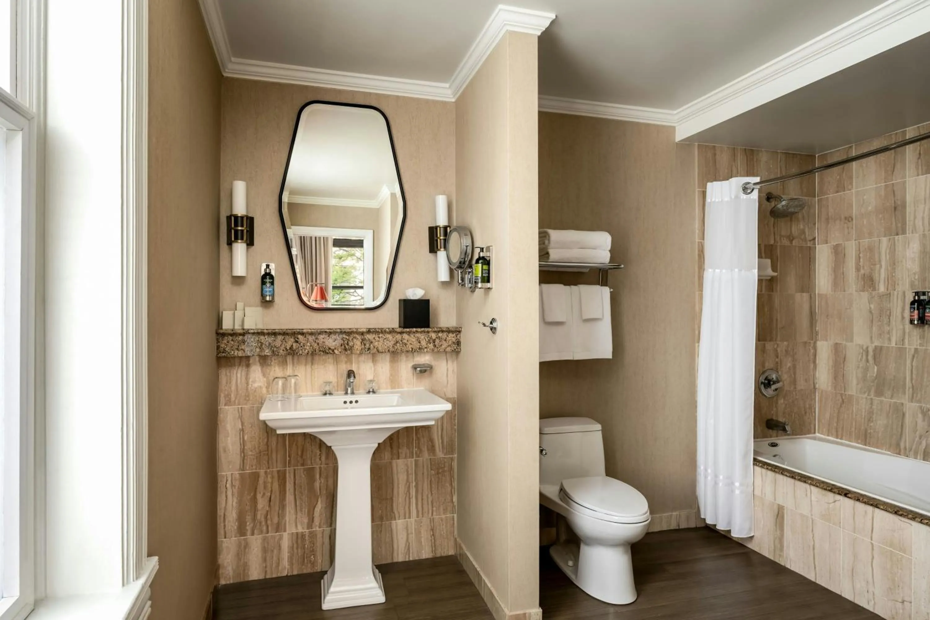 Bathroom in The Louie, A Davenport Hotel, Autograph Collection