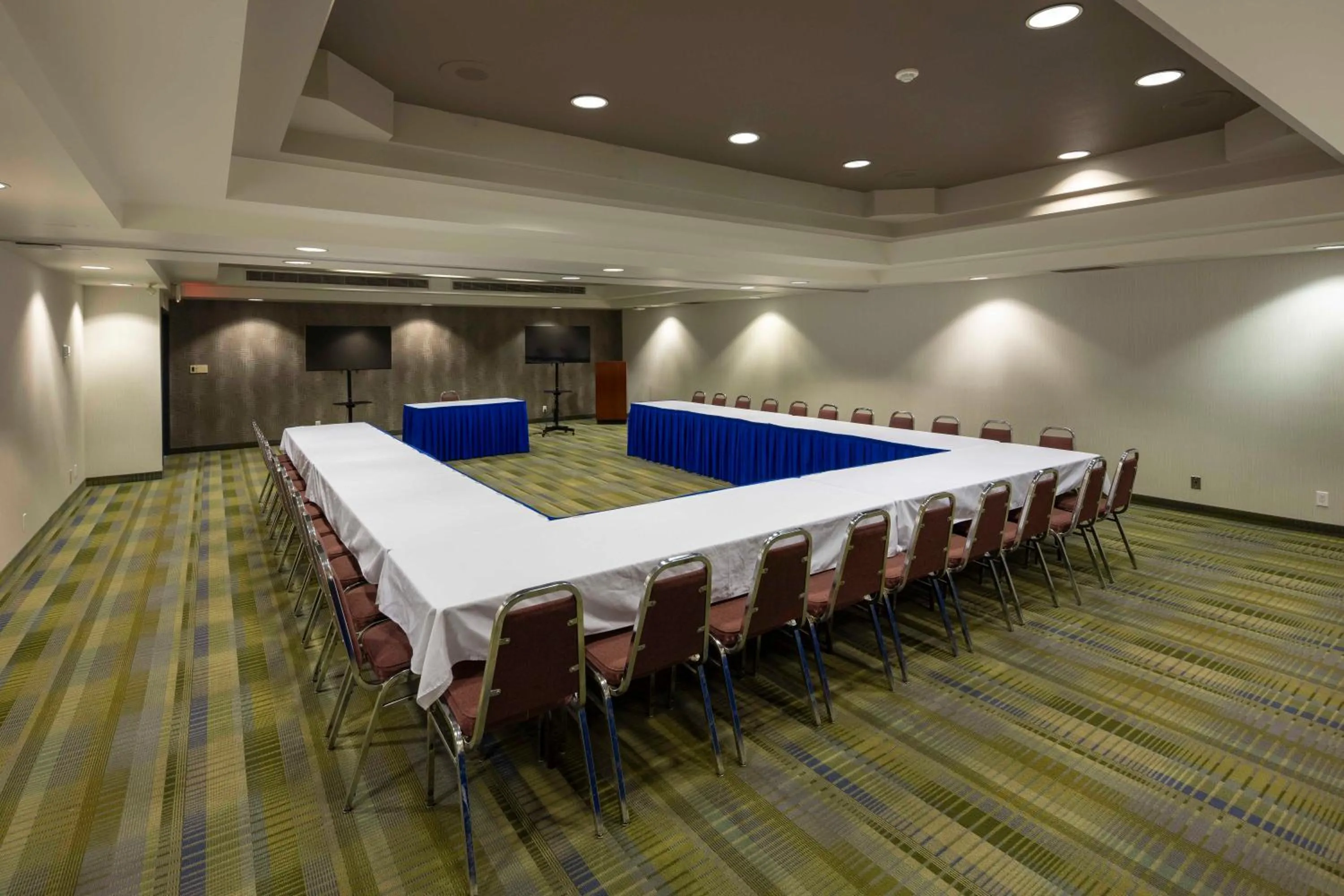 Banquet/Function facilities in Accent Inns Burnaby