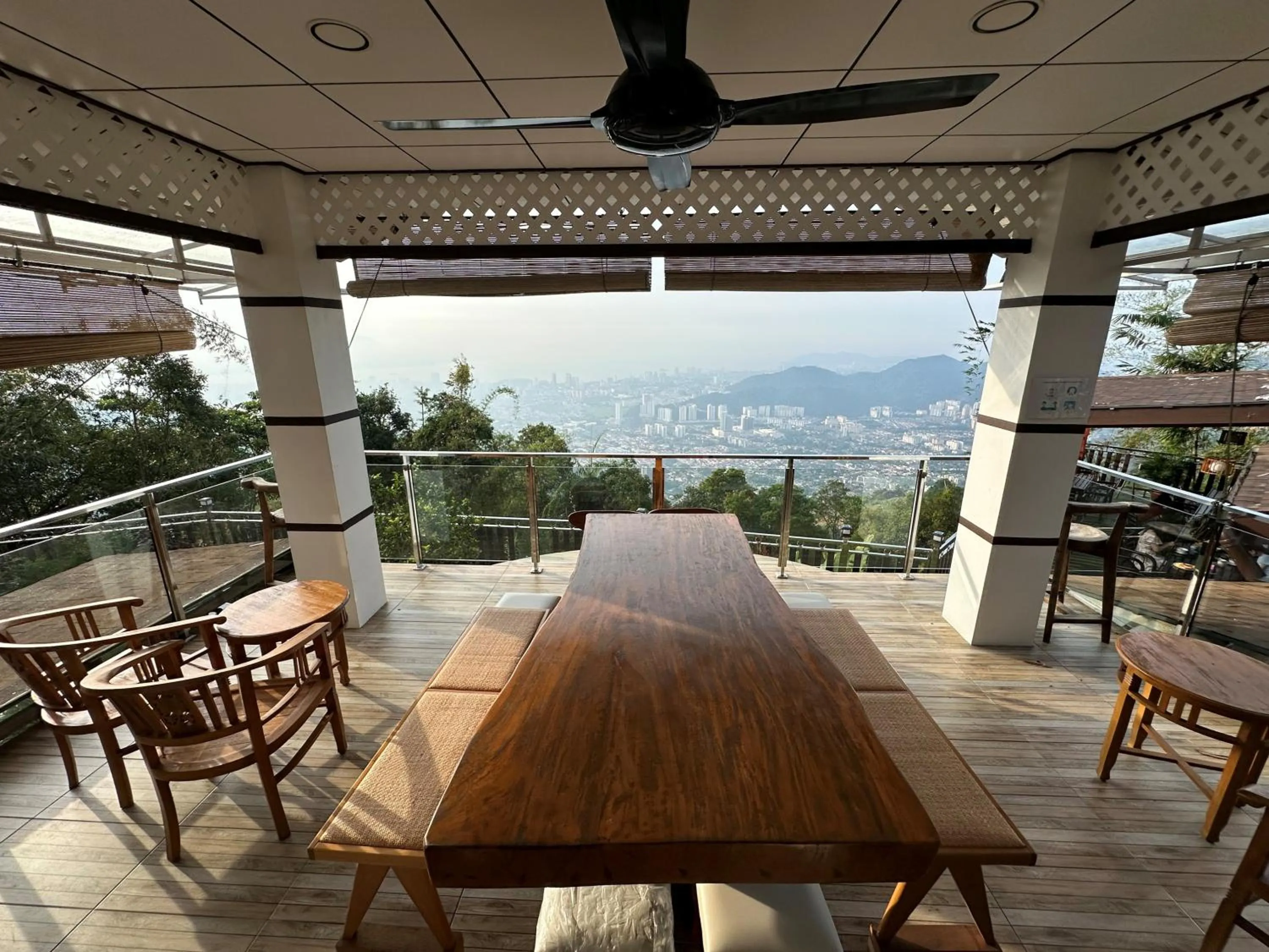 Restaurant/places to eat in Hickory Penang Hill