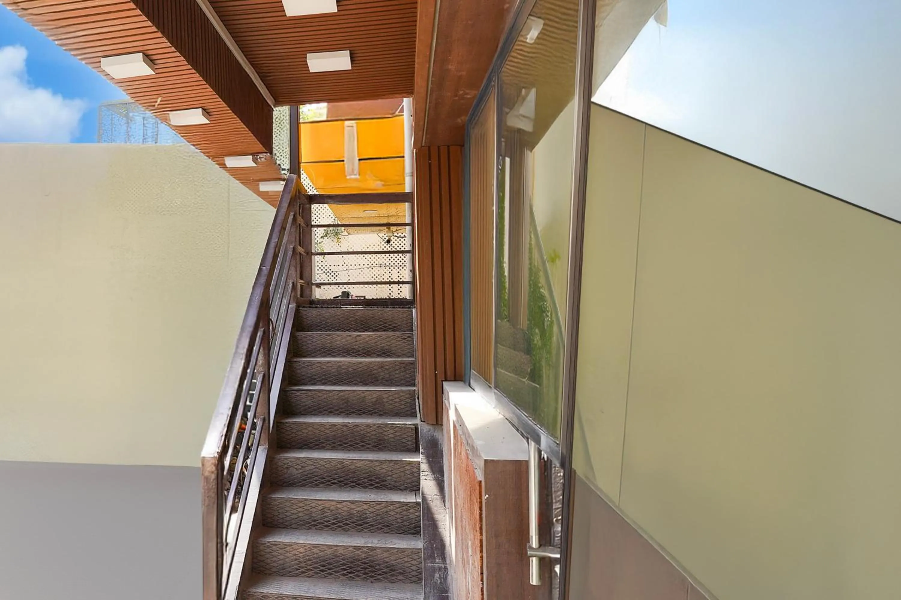 Facade/entrance in Super Hotel O Bellandur Bangalore