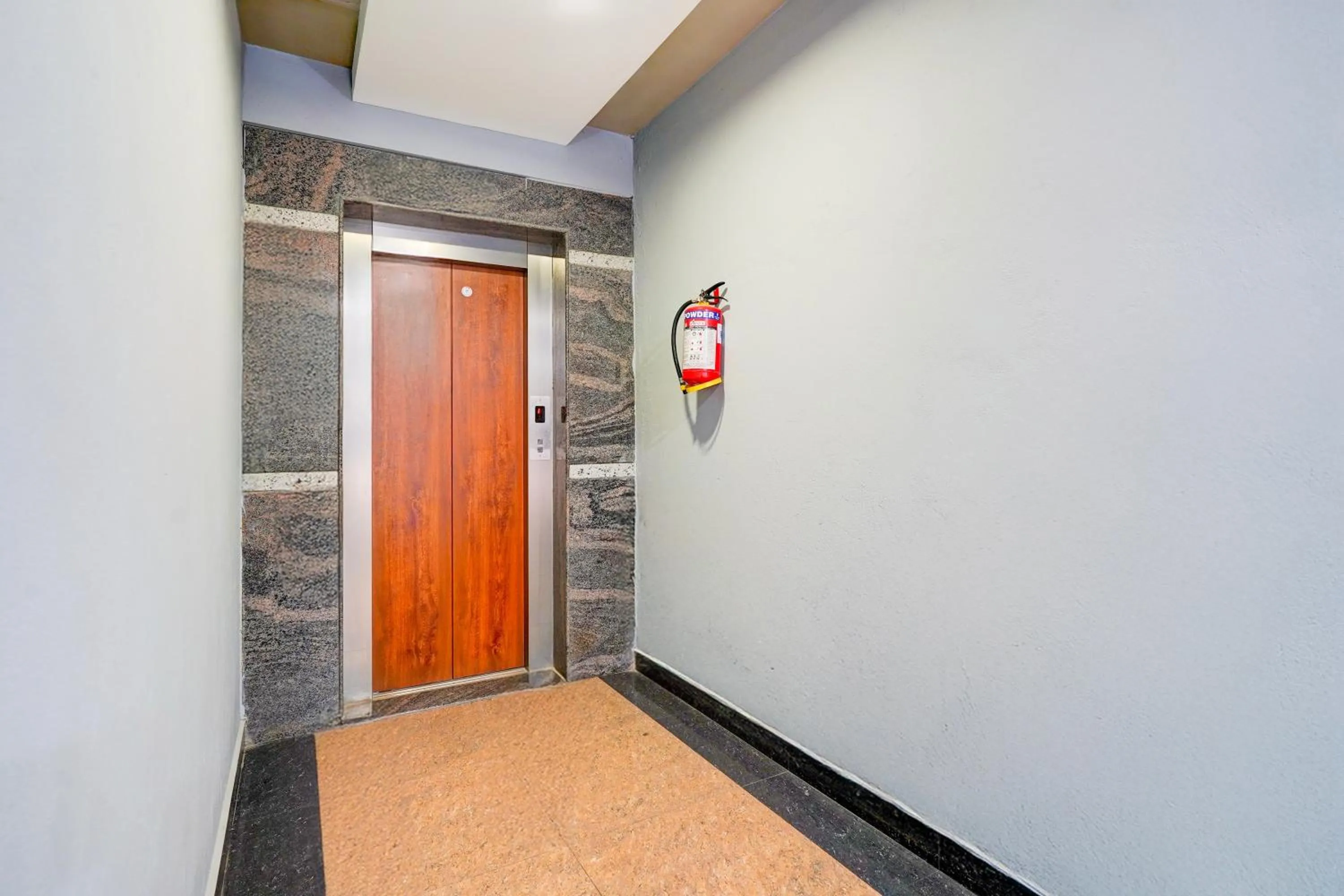 Lobby or reception in Super Hotel O Bellandur Bangalore