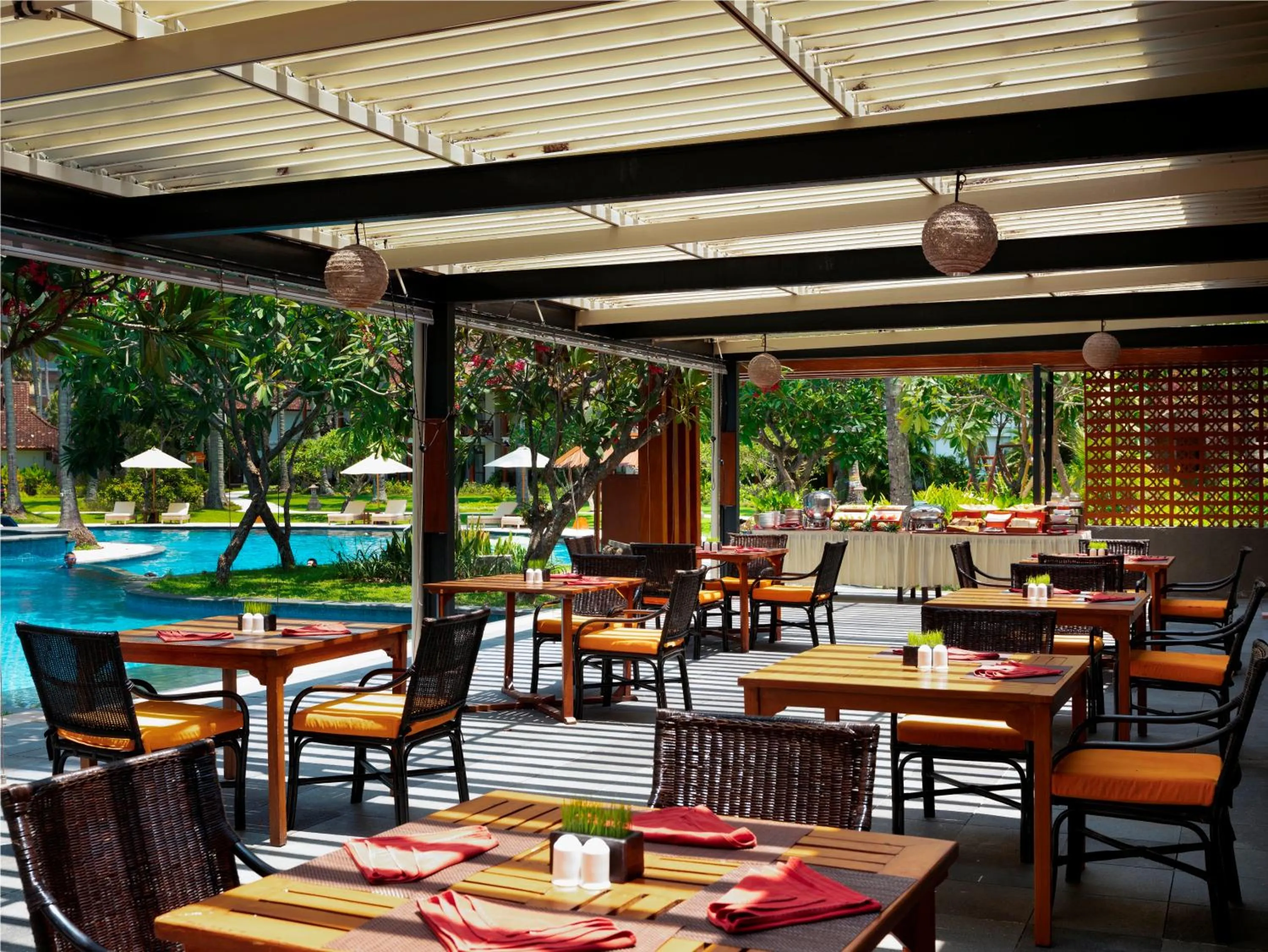 Restaurant/places to eat in Mangsit Suites by Holiday Resort Lombok