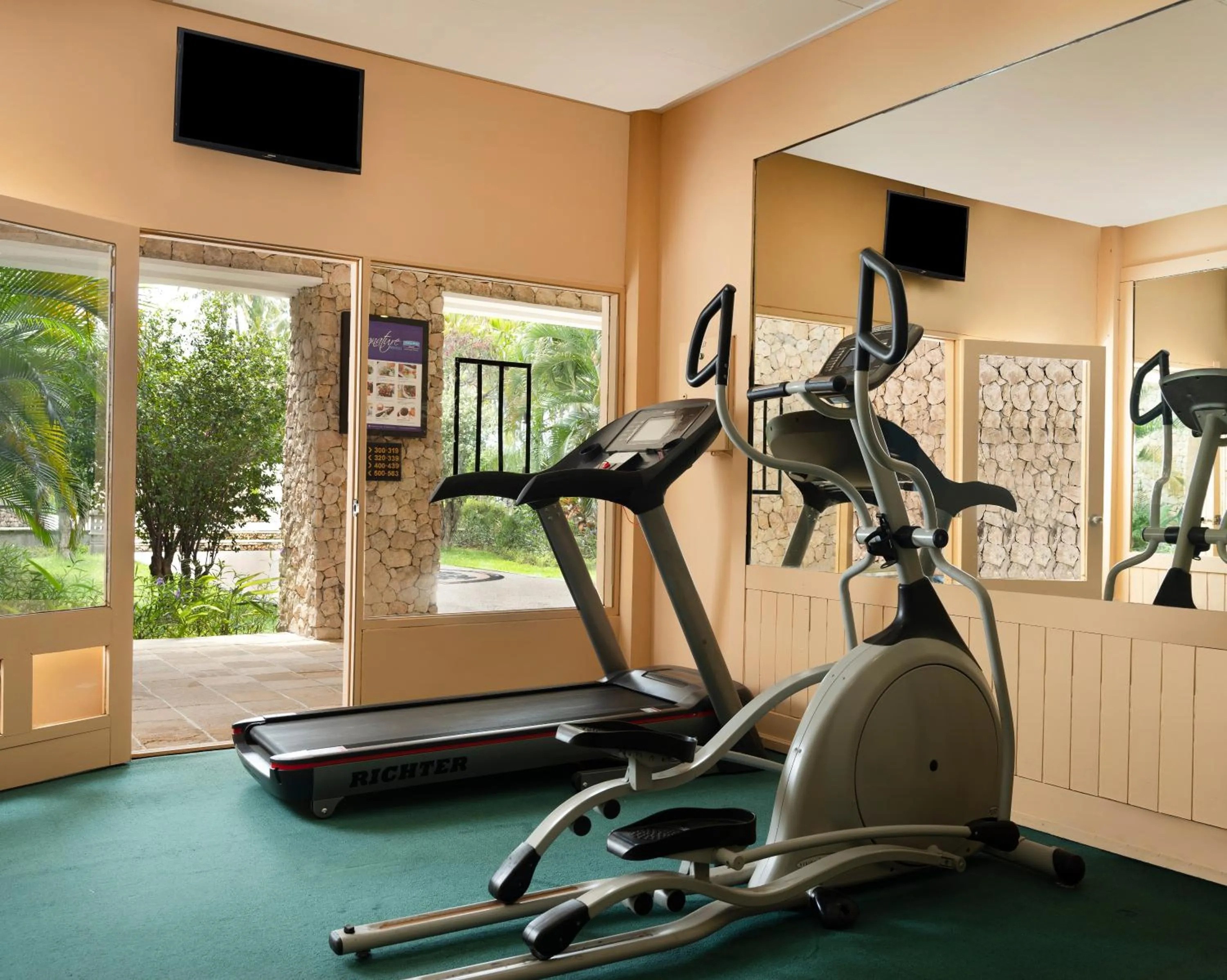 Fitness centre/facilities in Mangsit Suites by Holiday Resort Lombok