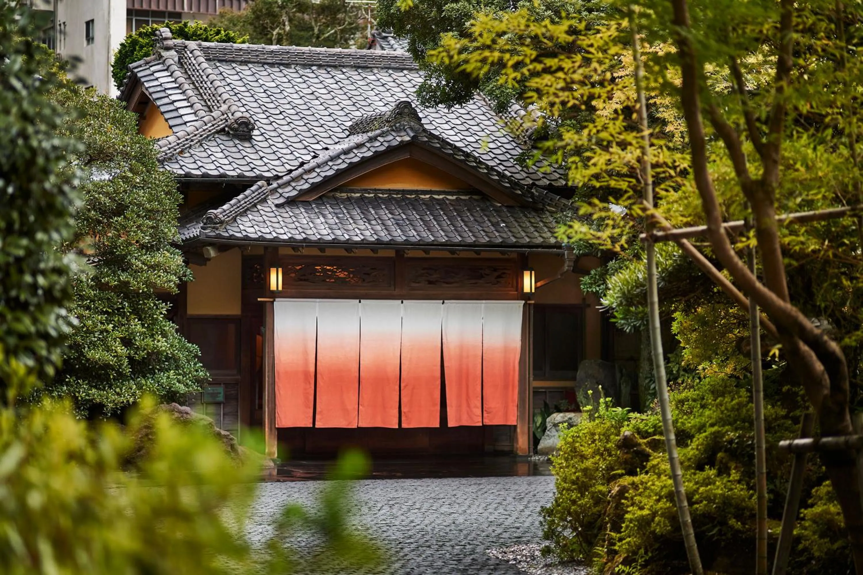 Property building in Ochiairo