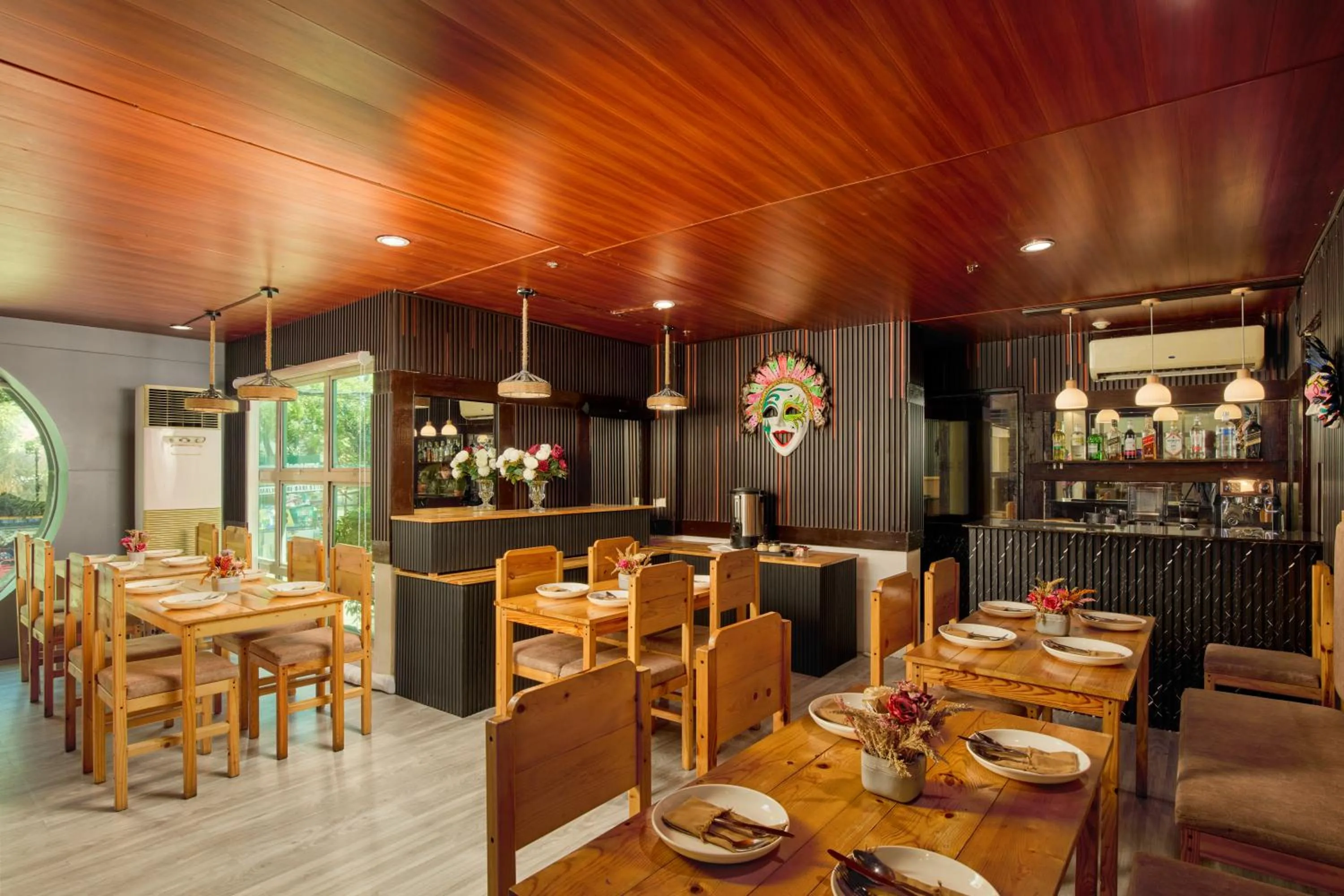 Restaurant/places to eat in Go Hotels Plus Bacolod - Newly Renovated