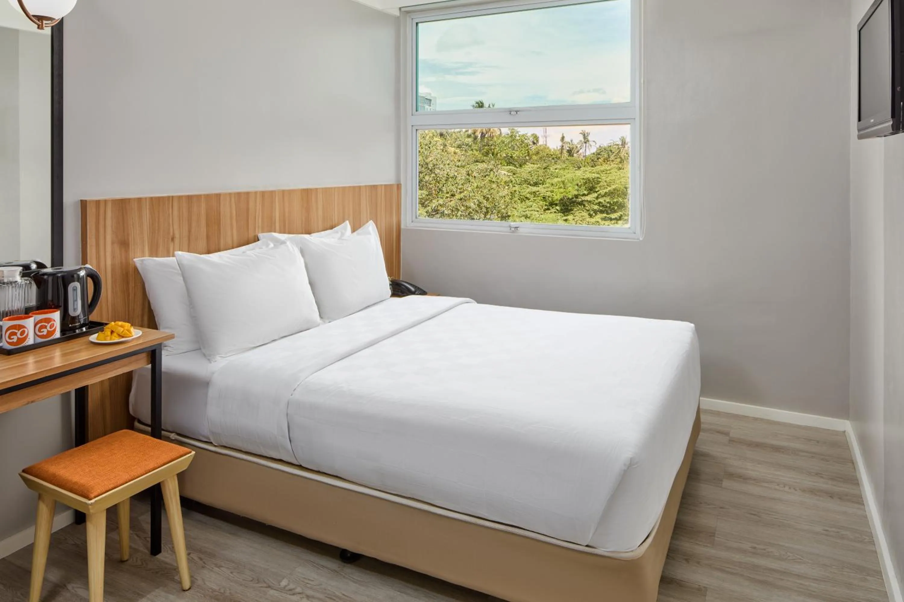 Bed in Go Hotels Plus Bacolod - Newly Renovated