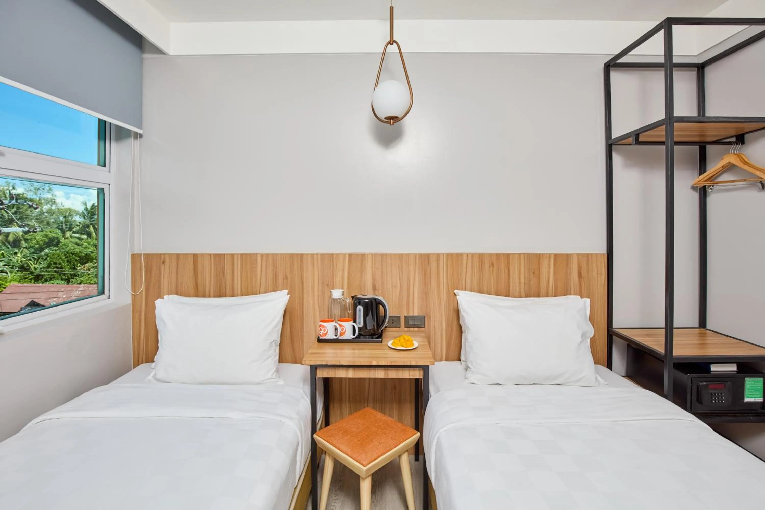 Bed in Go Hotels Plus Bacolod - Newly Renovated