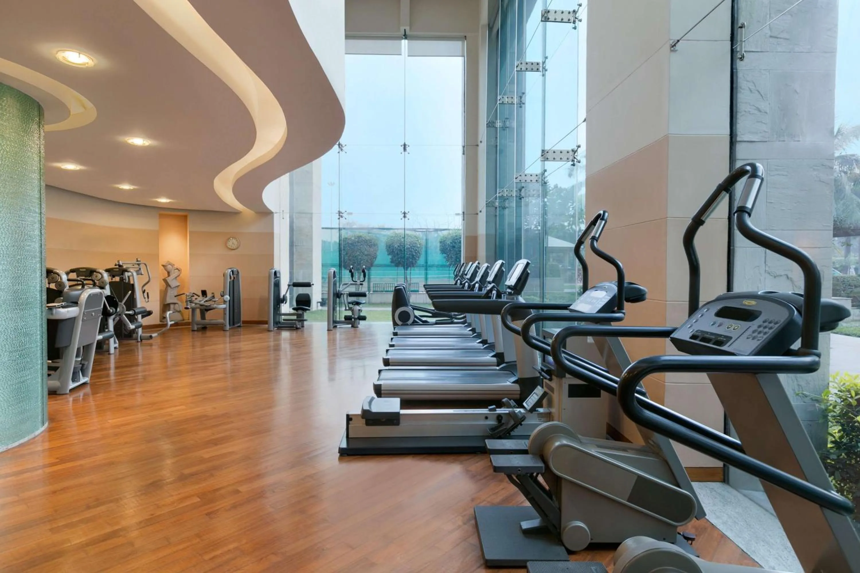Fitness centre/facilities in Hyatt Regency Kolkata
