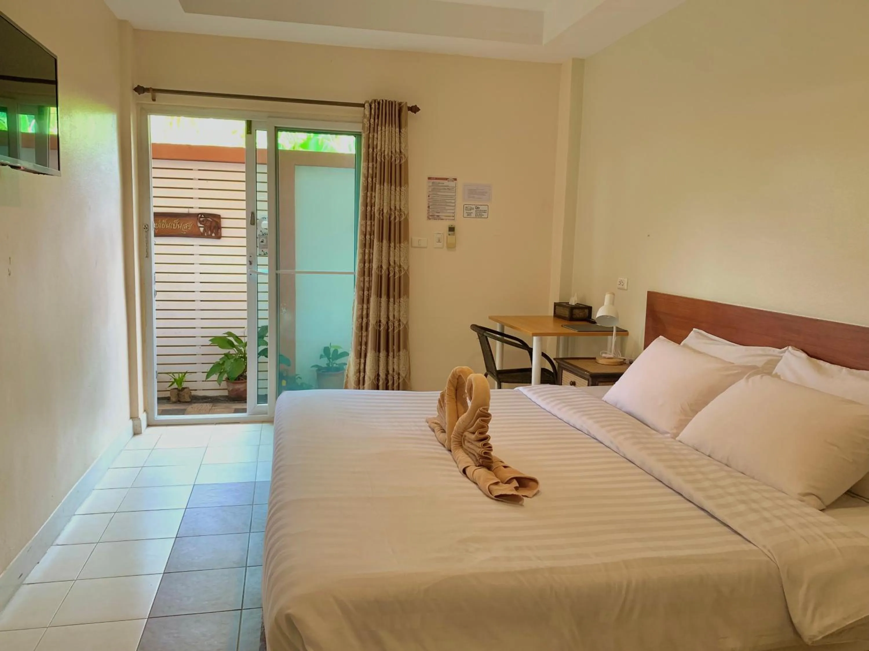 Bed in Baan Baramee House