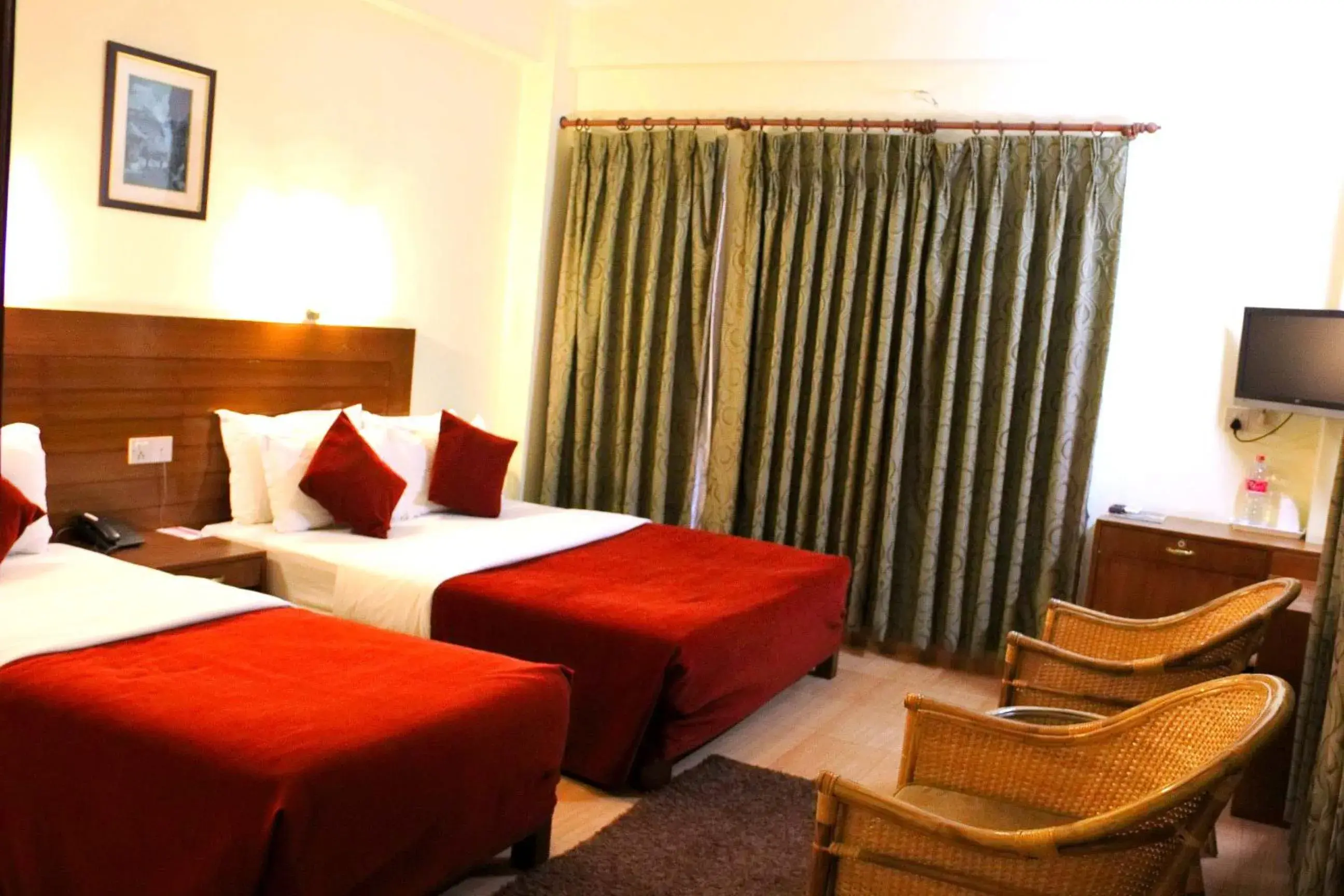 Deluxe Family Room in Hotel Tara Deluxe Family Room in Hotel Tara