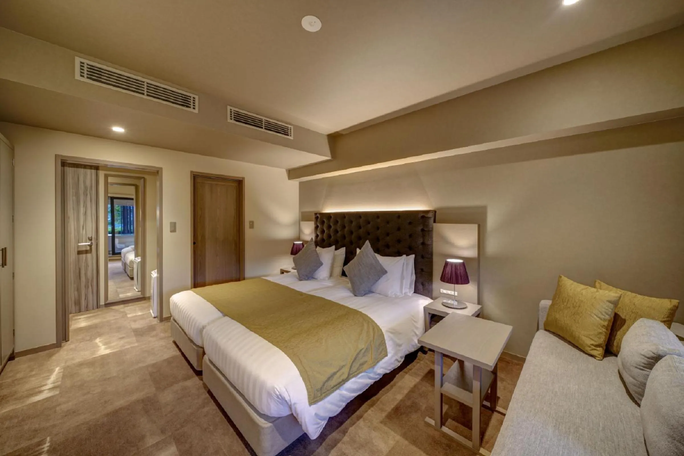 Photo of the whole room in Hakone Elecasa Hotel and Spa