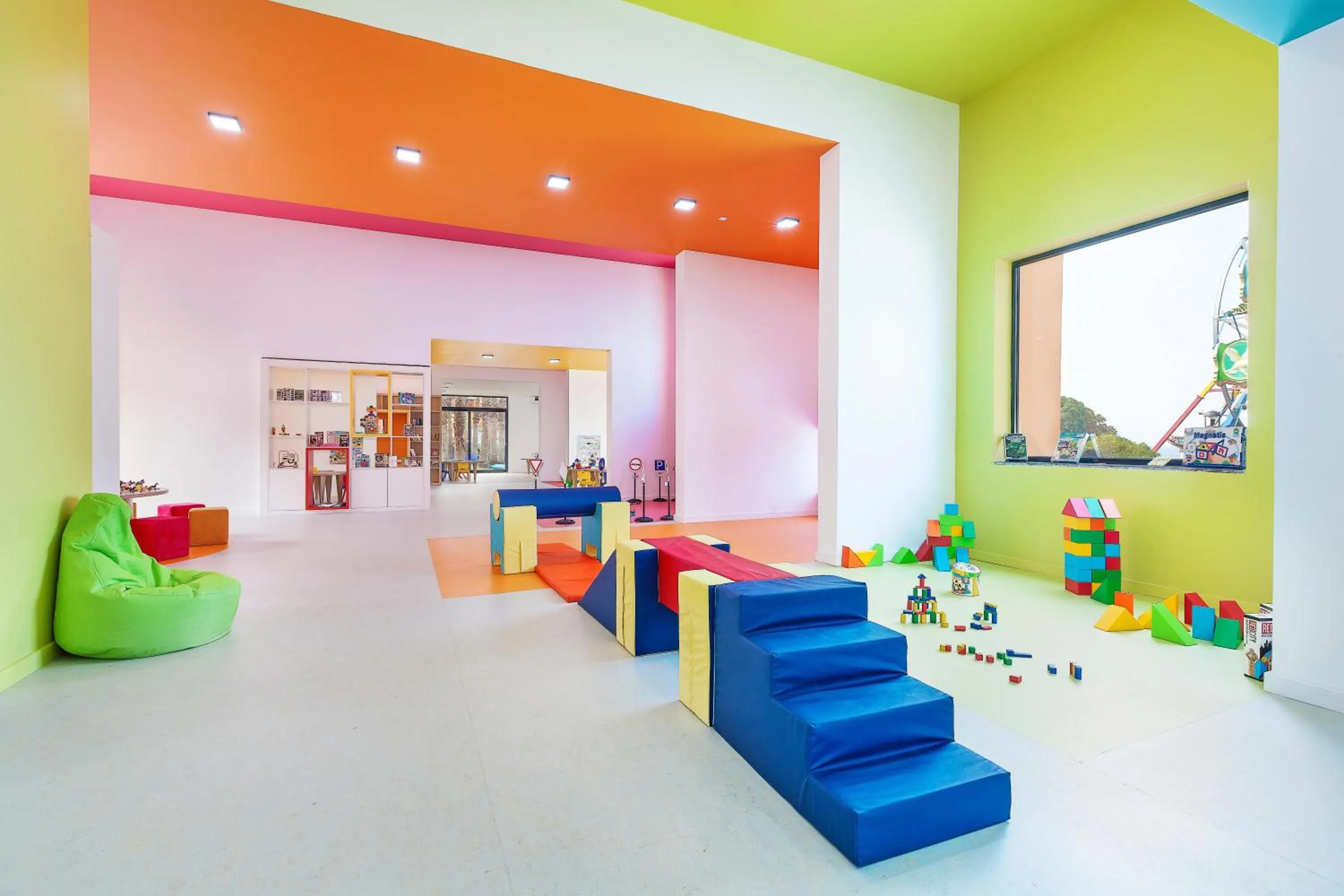 children in Acapulco Resort Hotel