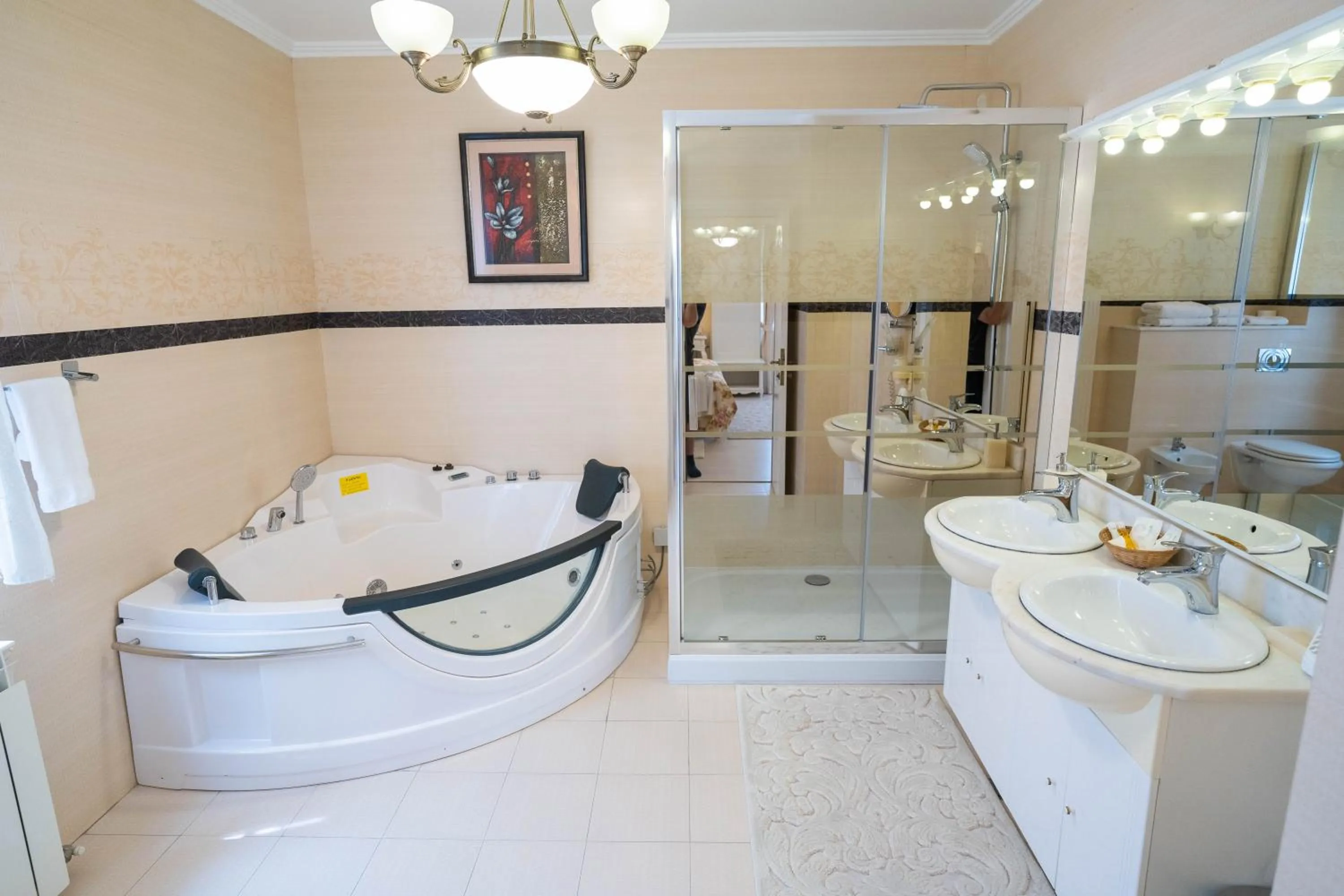 Shower in Villa Alice