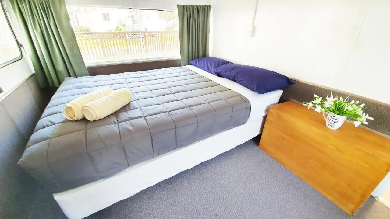 Bed in Orere Point TOP 10 Holiday Park