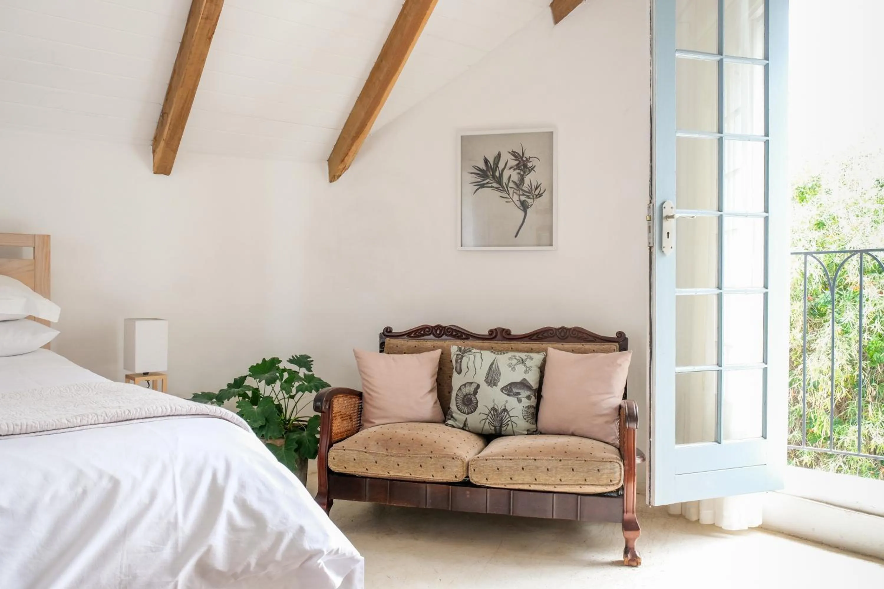 Seating area, Bed in Kogman & Keisie Guest Farm