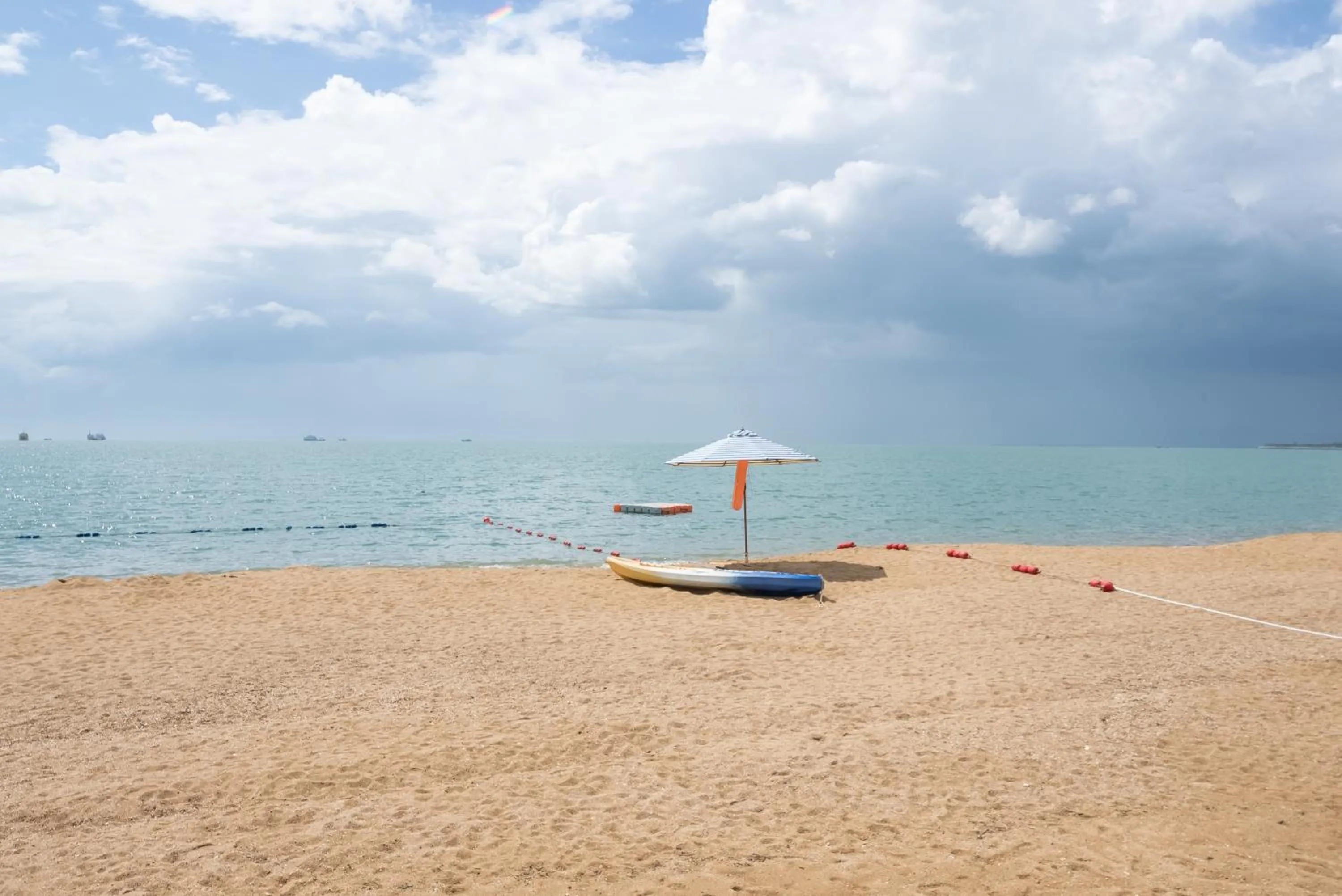 Beach in Elnob Seaview Aparthotel Hai Tang Bay Sanya