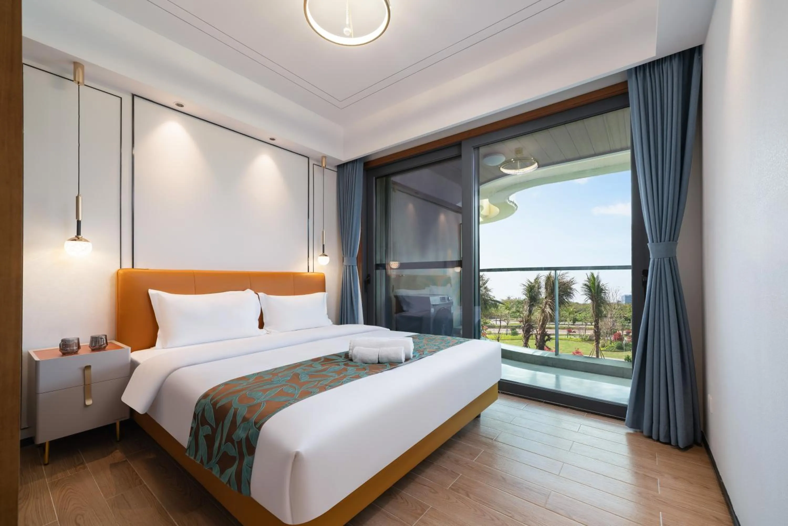 Bedroom, Bed in Elnob Seaview Aparthotel Hai Tang Bay Sanya