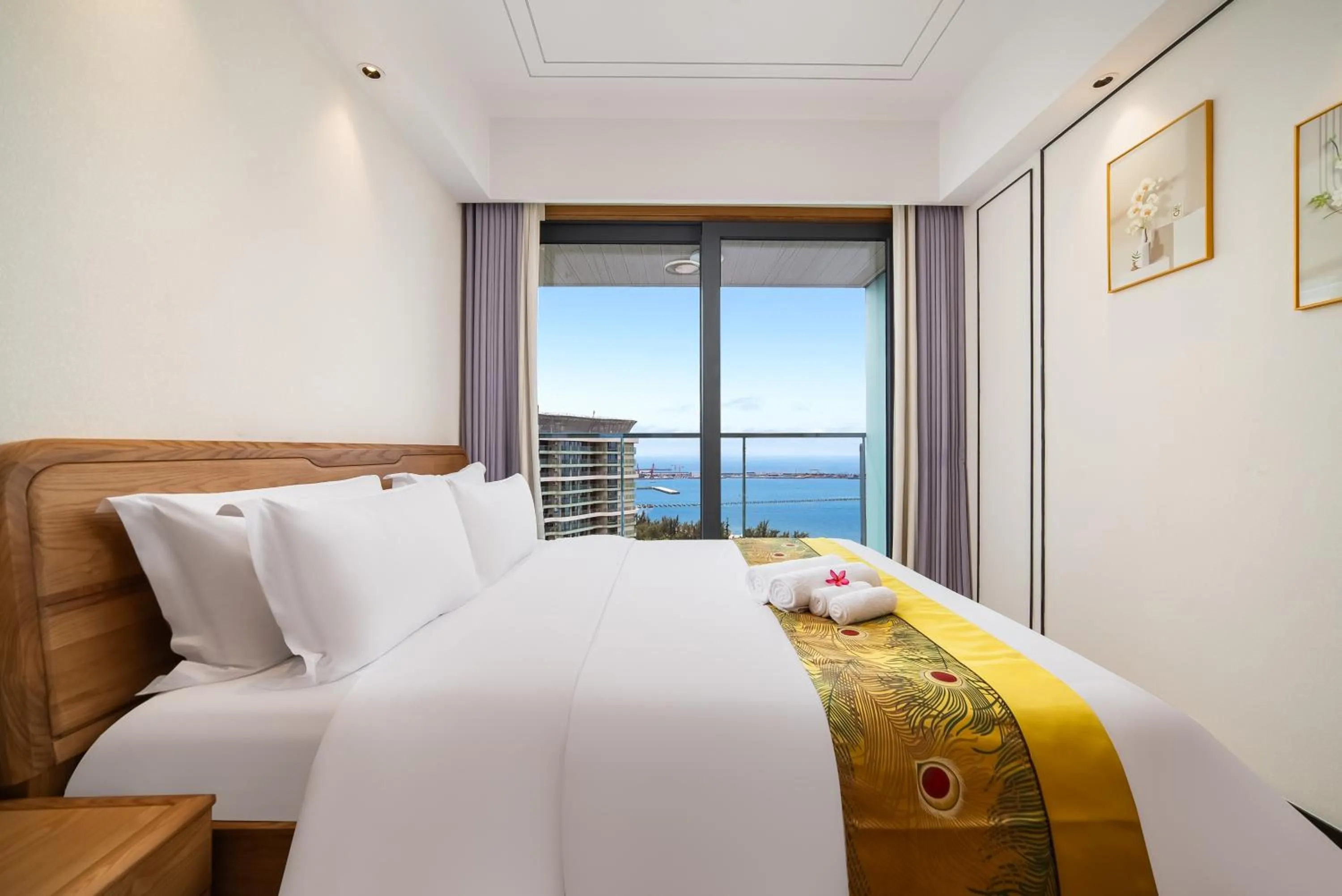 Bedroom, Bed in Elnob Seaview Aparthotel Hai Tang Bay Sanya