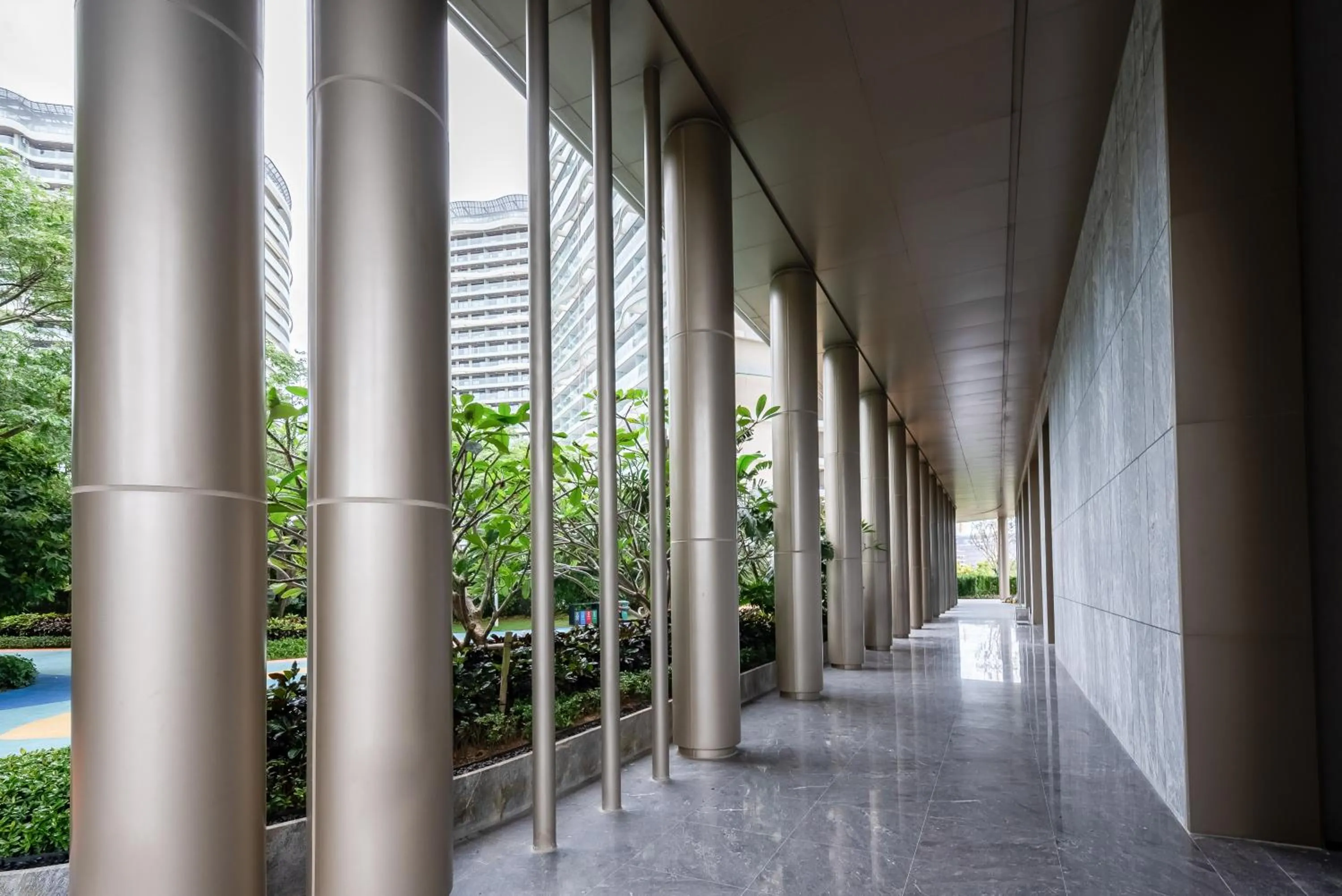 Garden in Elnob Seaview Aparthotel Hai Tang Bay Sanya