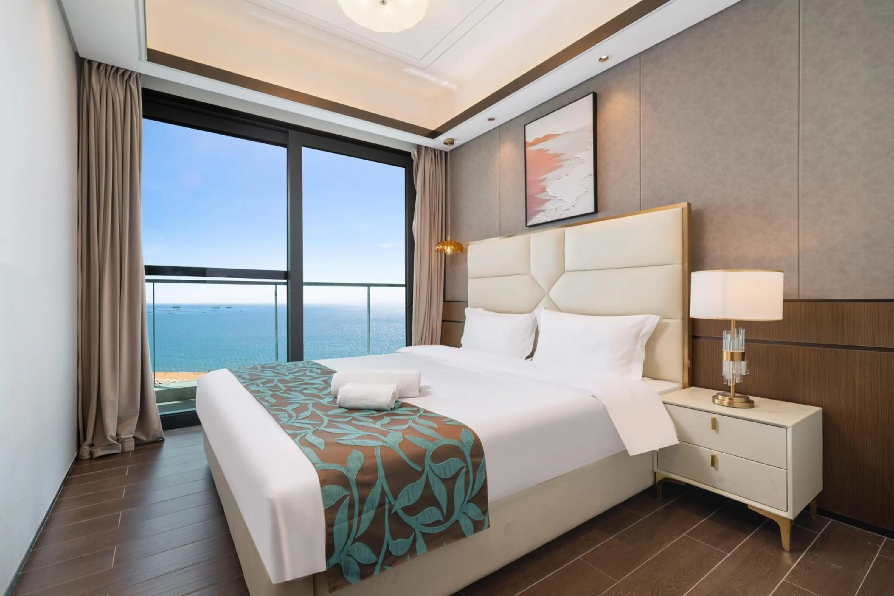 Bedroom, Bed in Elnob Seaview Aparthotel Hai Tang Bay Sanya