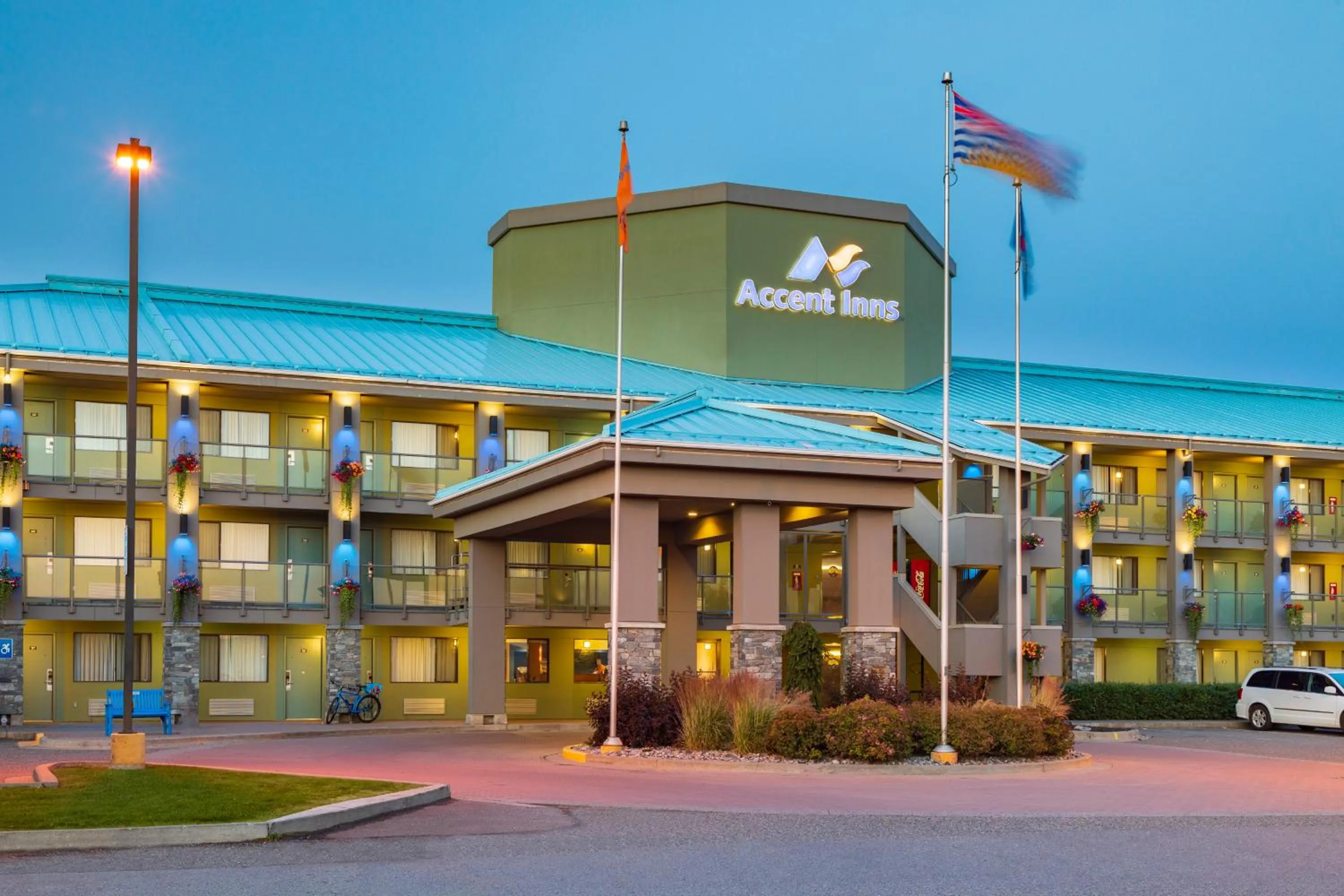 Facade/entrance in Accent Inns Kamloops