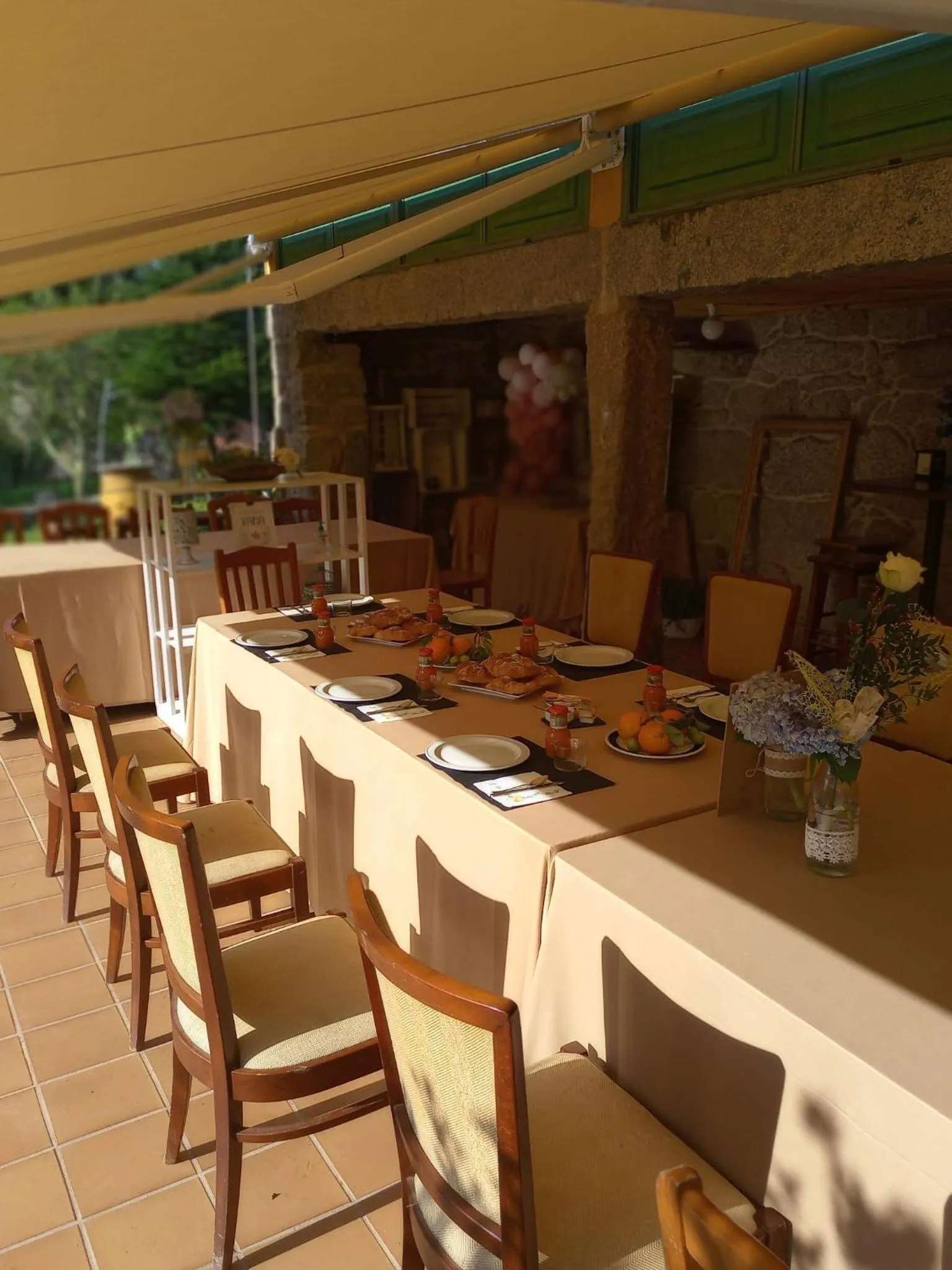 Restaurant/places to eat in Casa Da Urcela