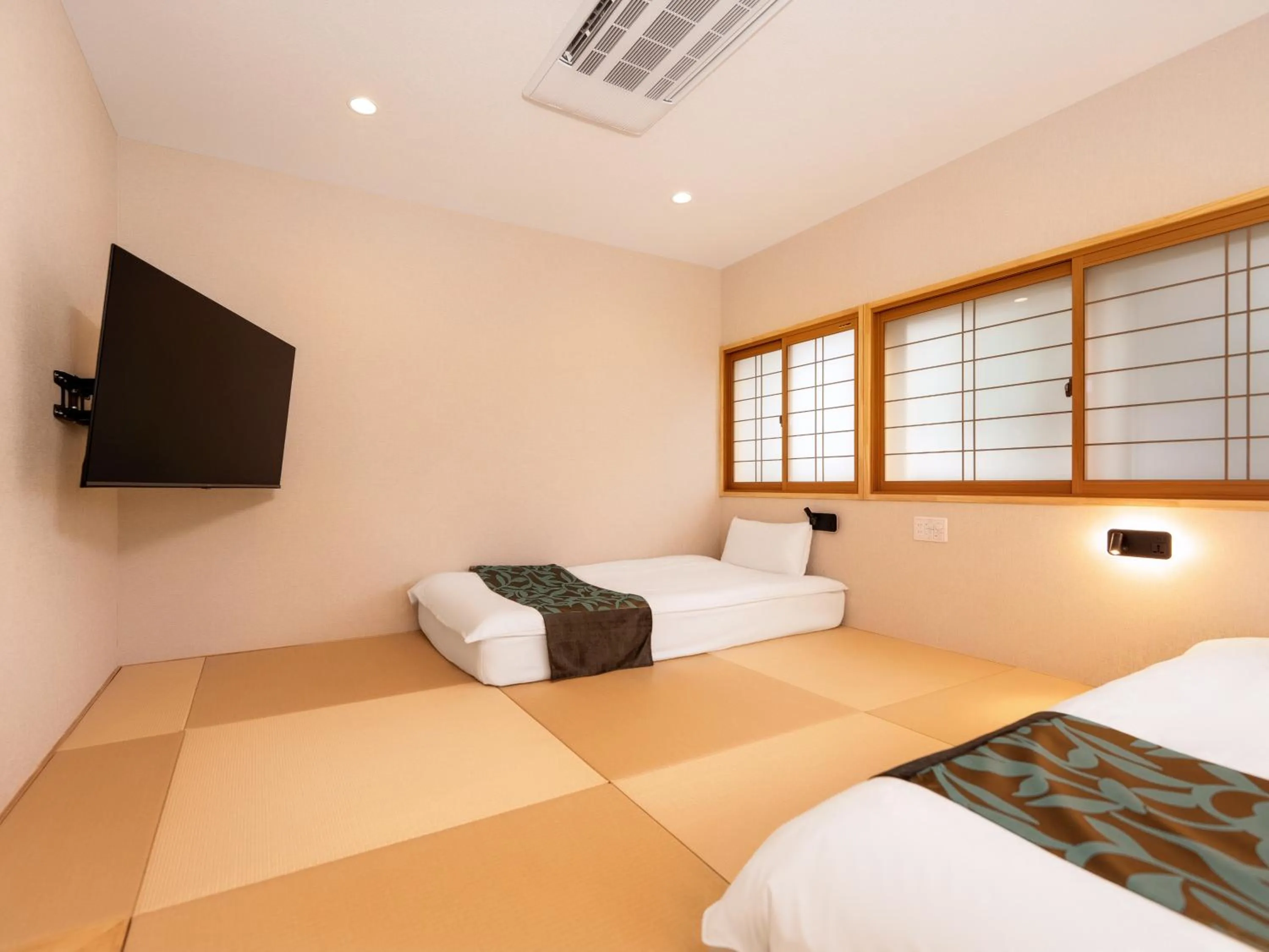 Bed in Hakuba Sun Valley Hotel