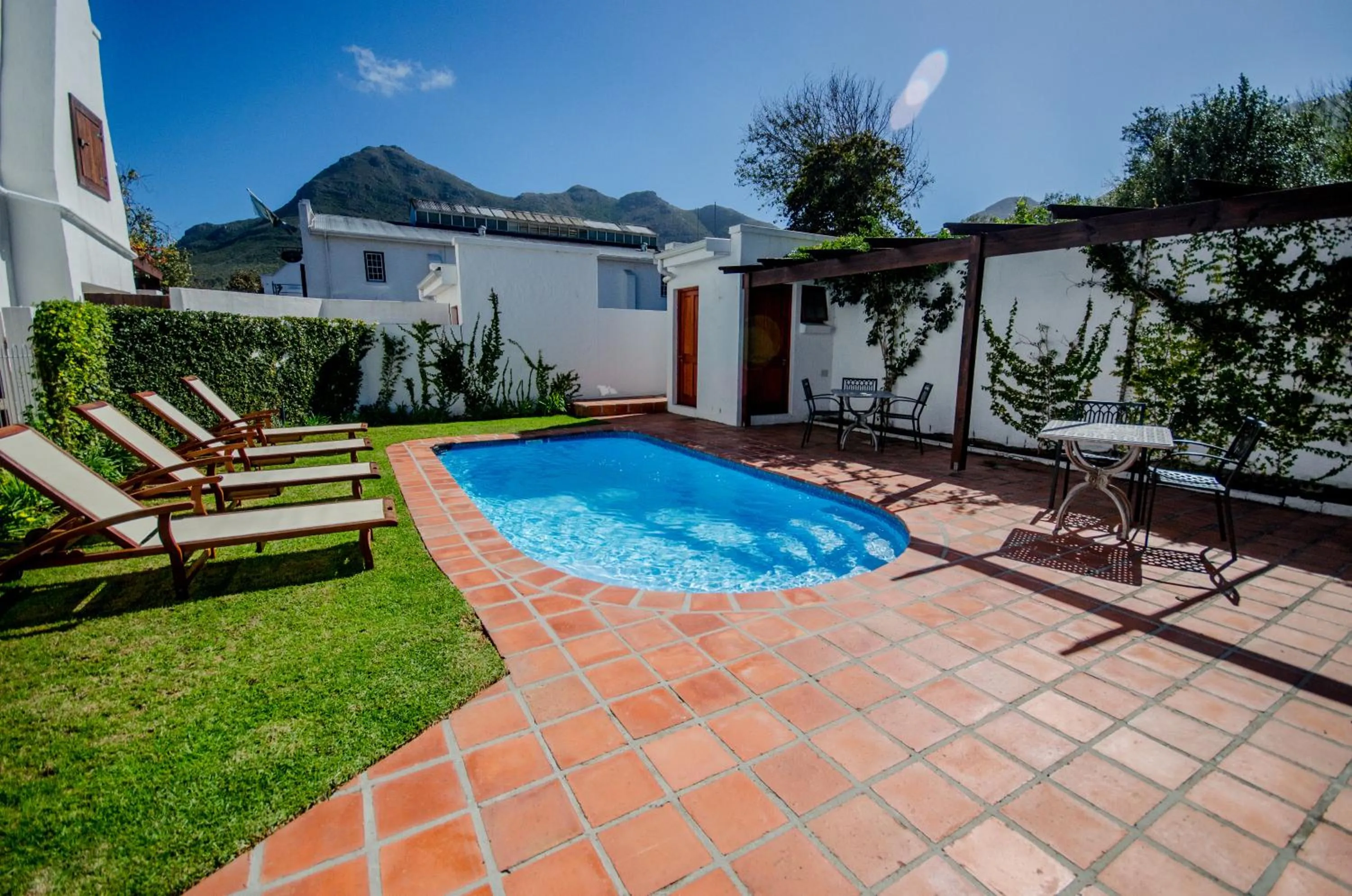 Summer in Noordhoek Village Hotel