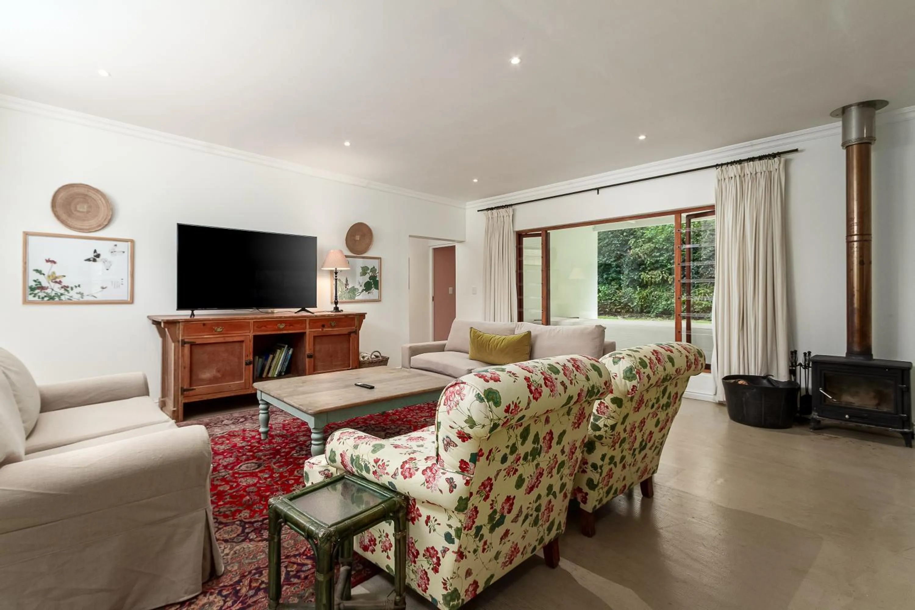 Noordhoek Village Hotel