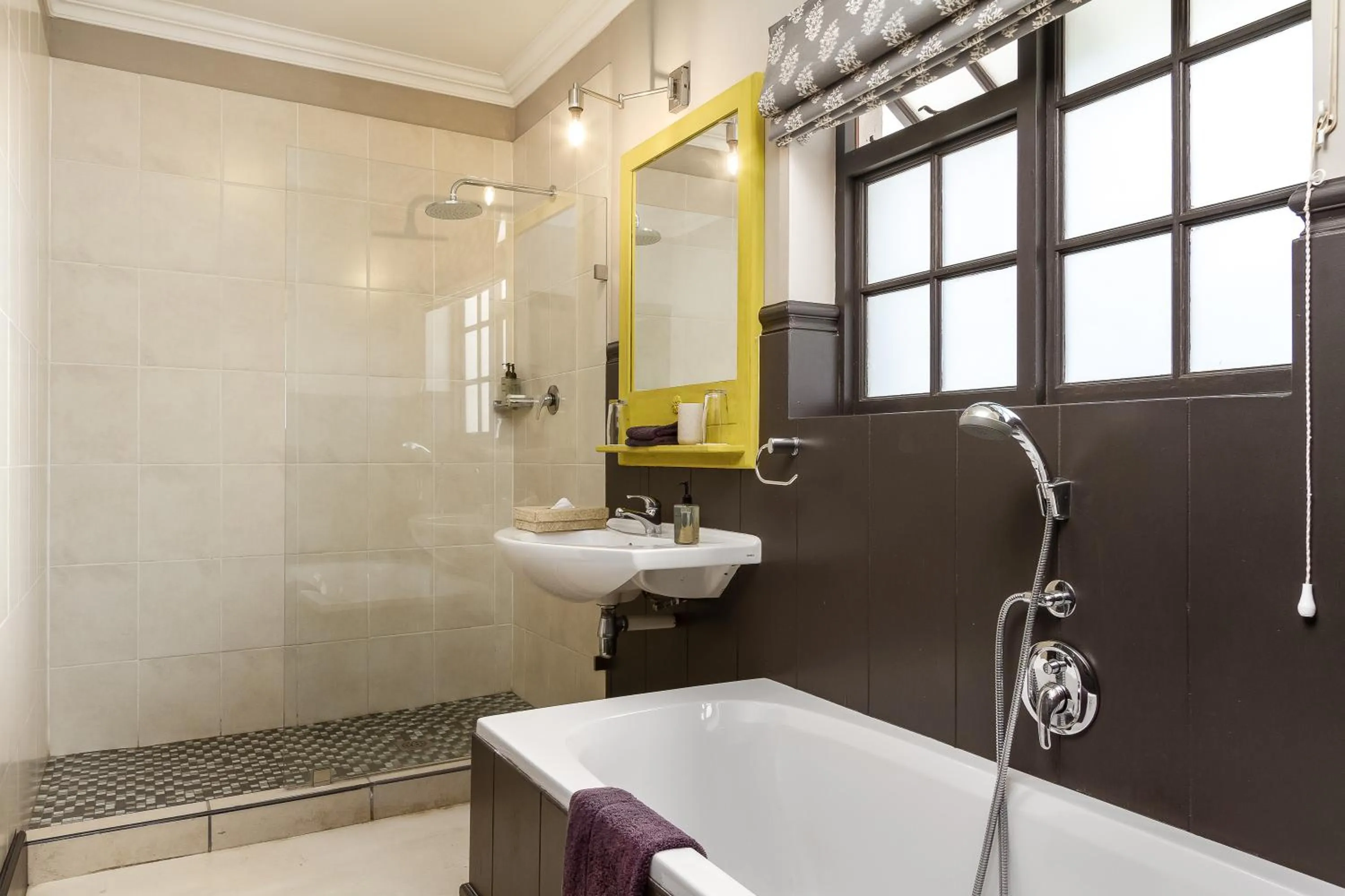 Noordhoek Village Hotel