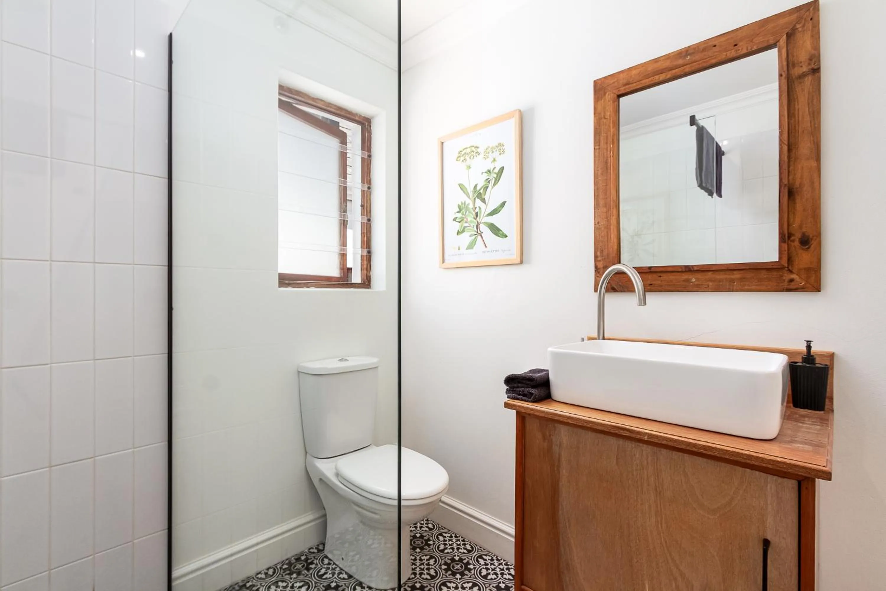 Noordhoek Village Hotel