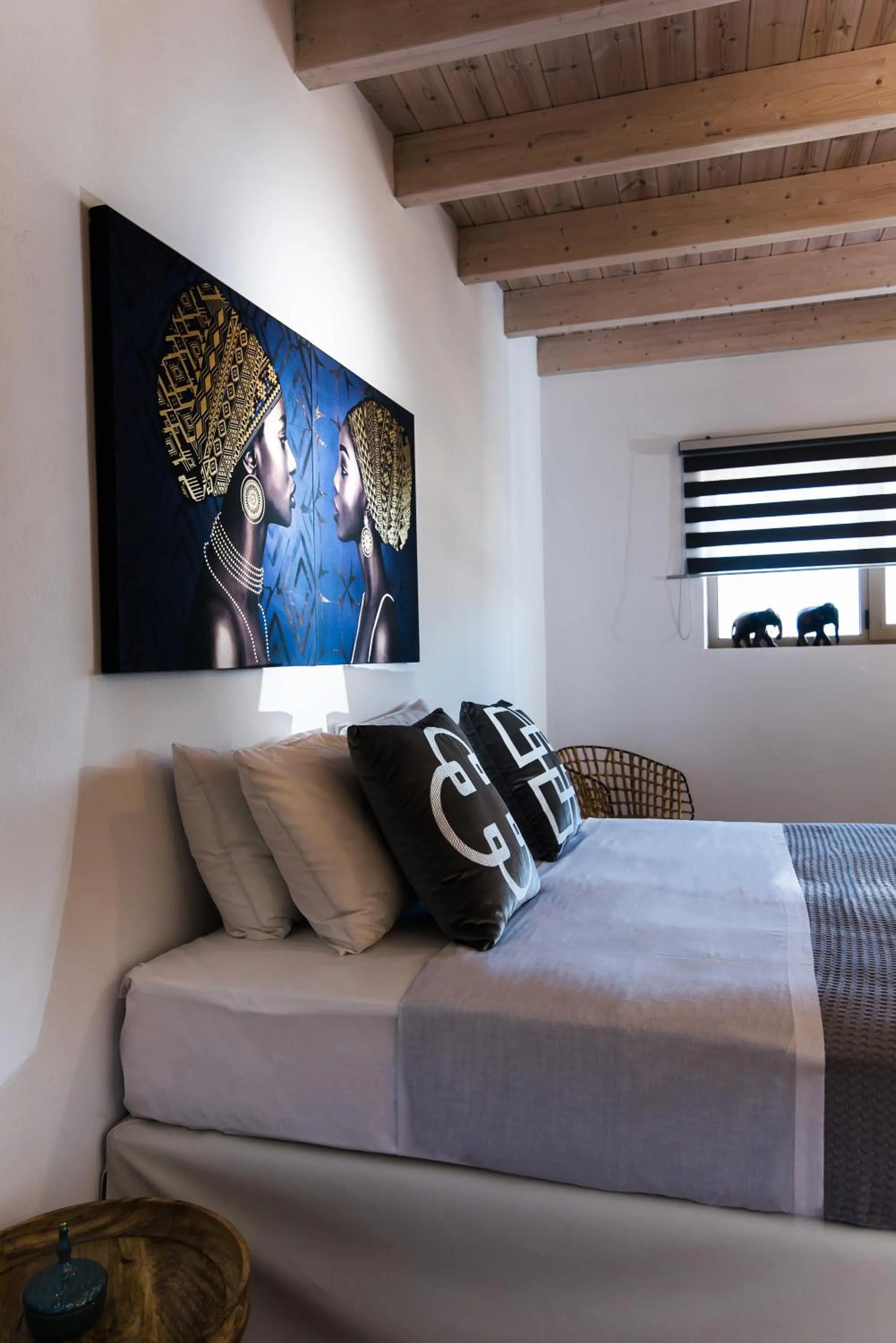 Bedroom, Bed in Sarpidon Apartments