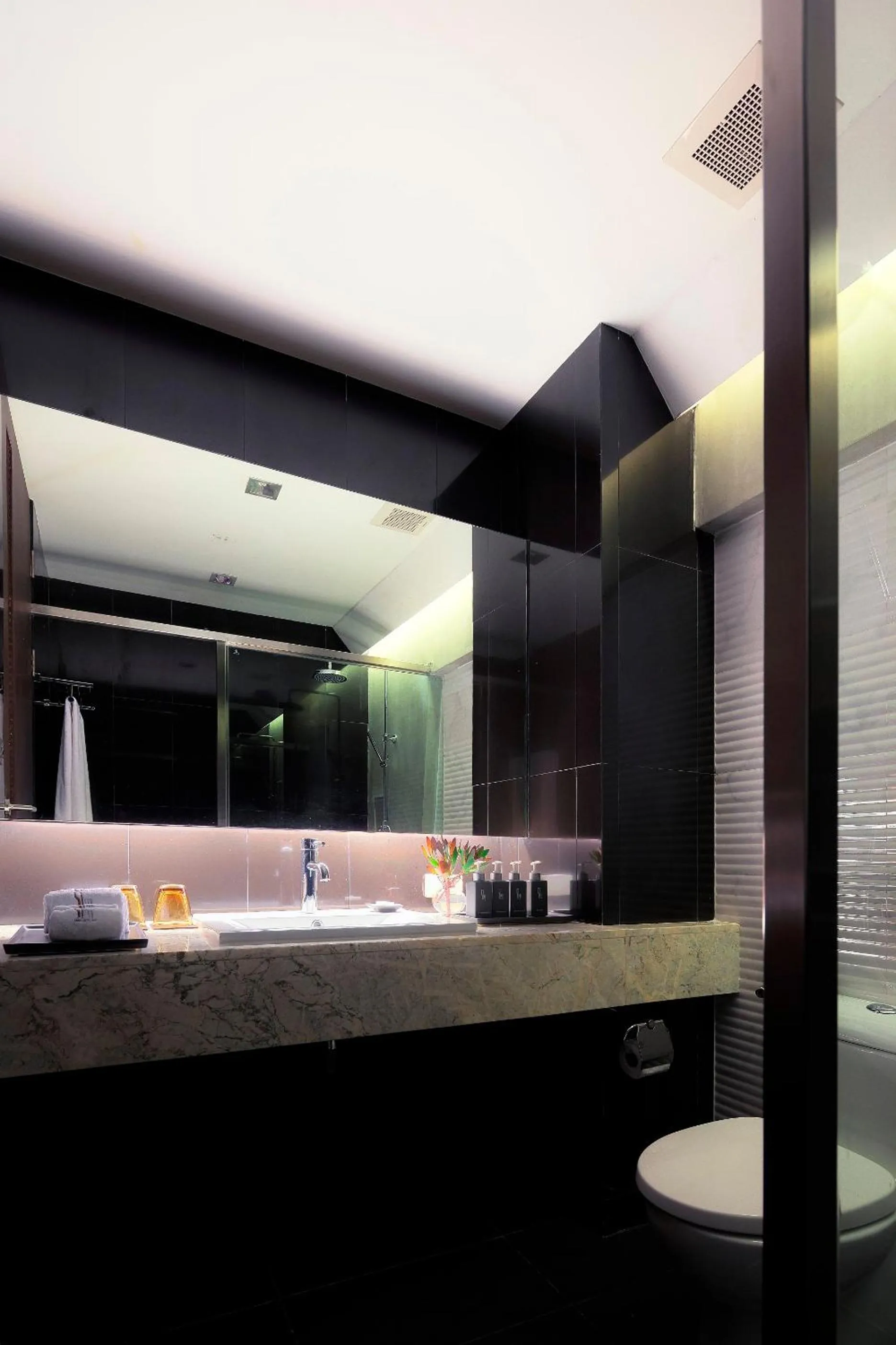 Bathroom in Nine Forty One Hotel