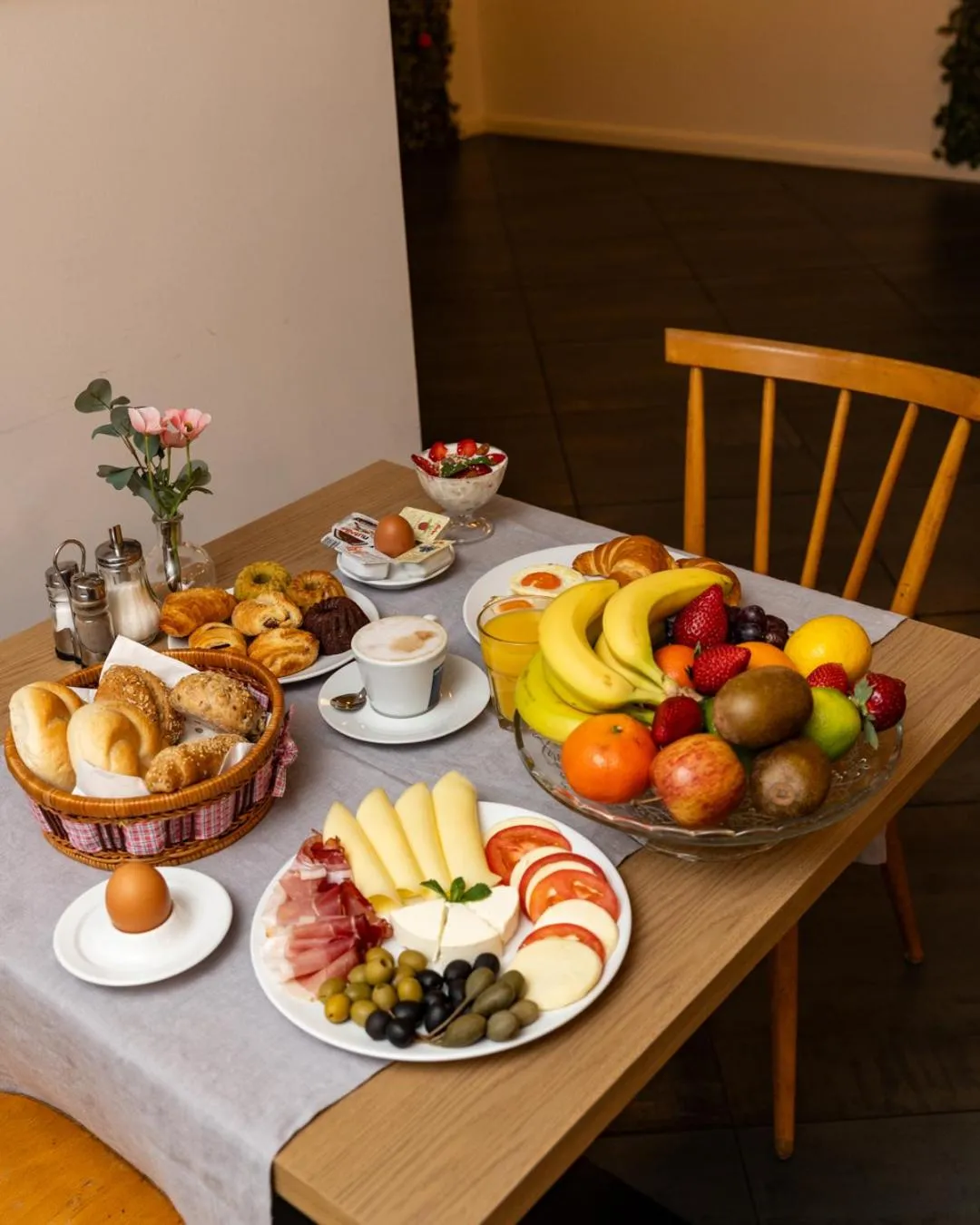 Food and drinks in Florum Hotel