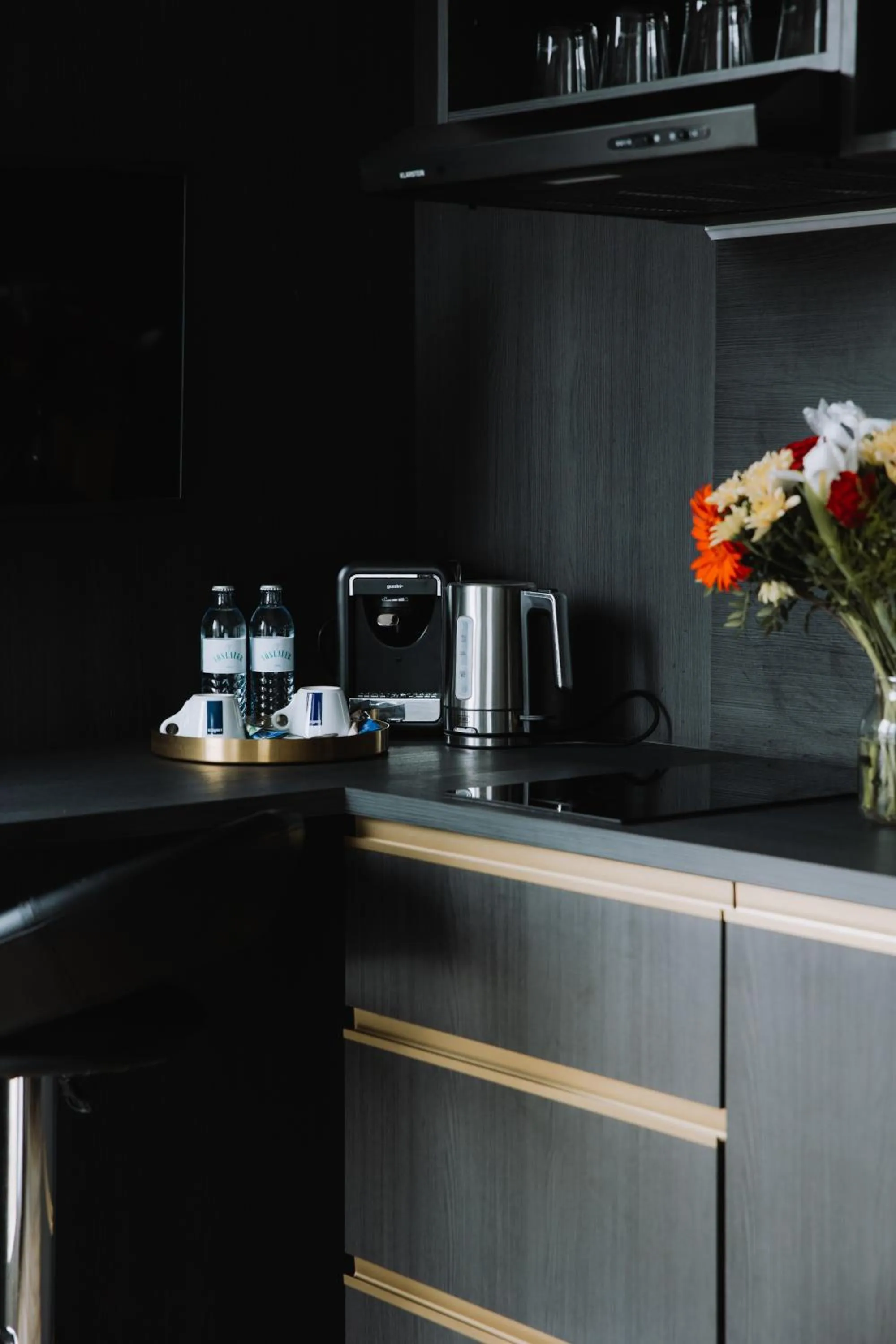 Coffee/tea facilities in Florum Hotel