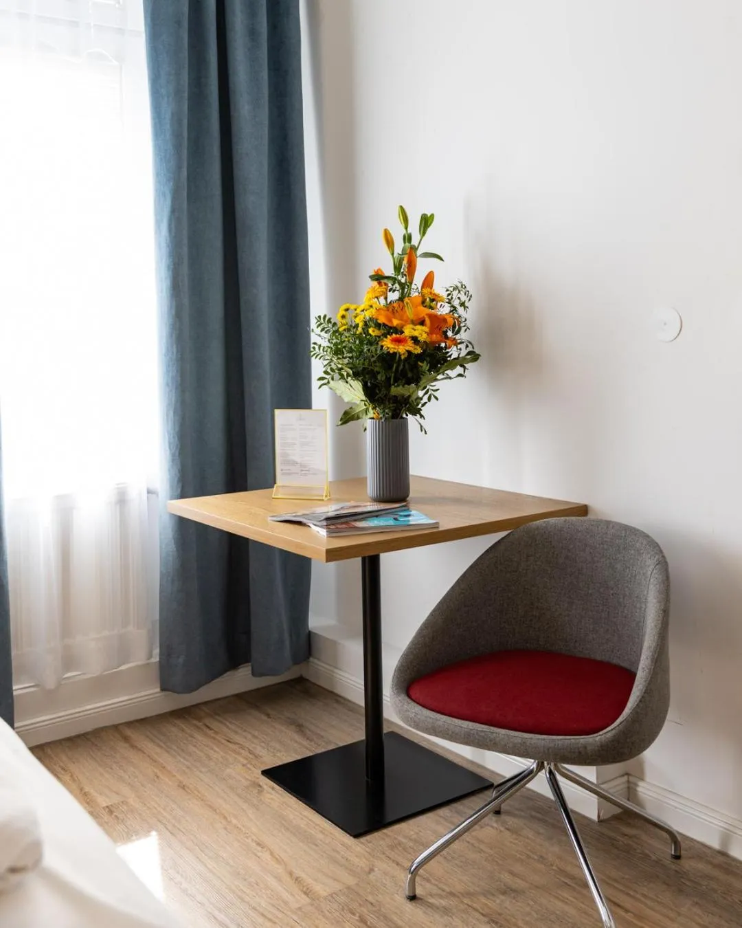 Seating area in Florum Hotel