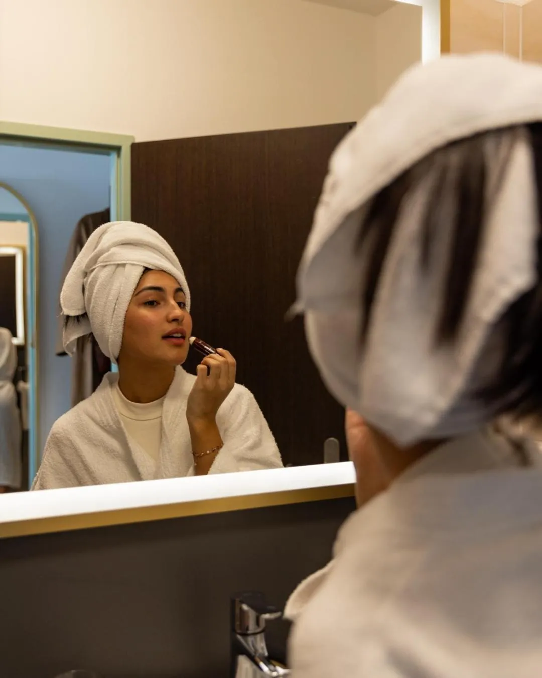 People in Florum Hotel