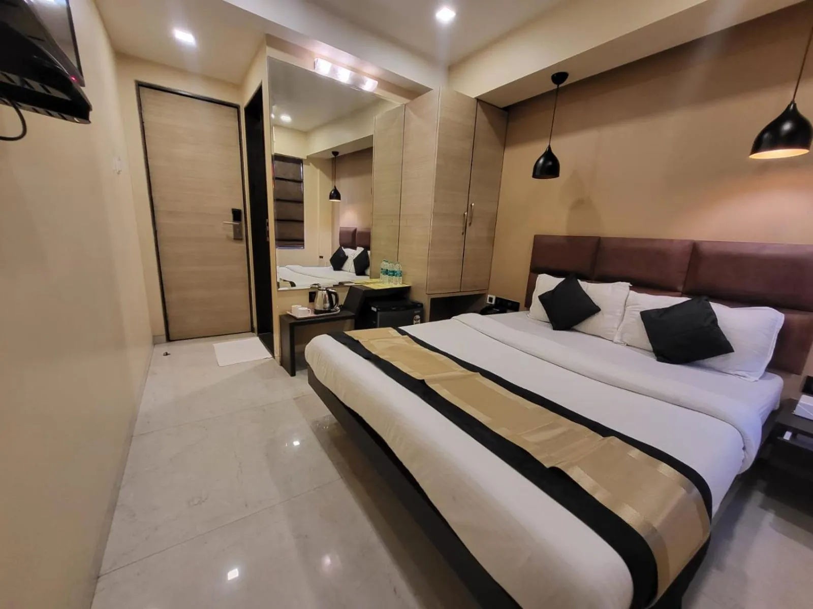 Bedroom, Bed in The Fountain Inn - Fort