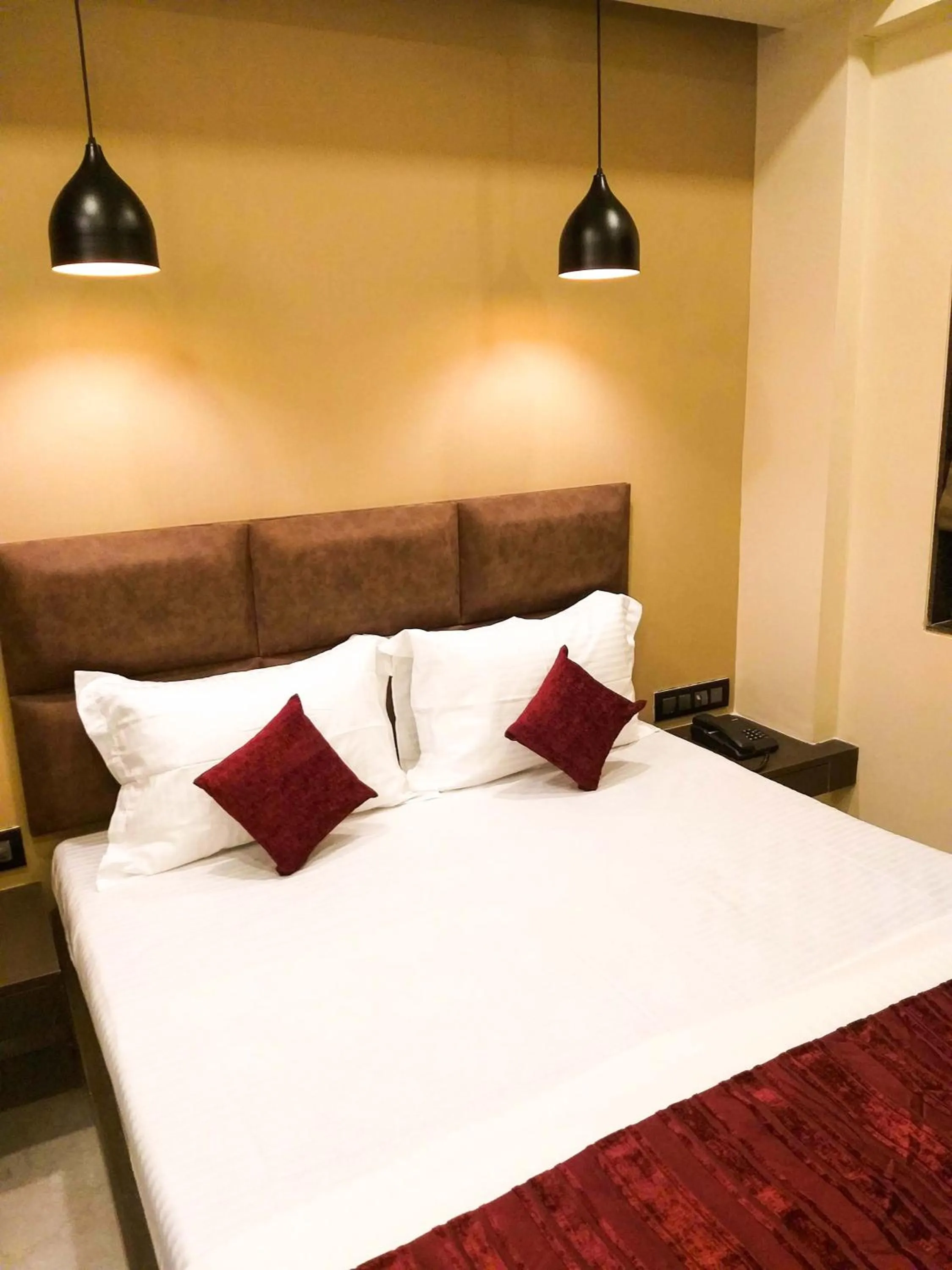 Bedroom, Bed in The Fountain Inn - Fort