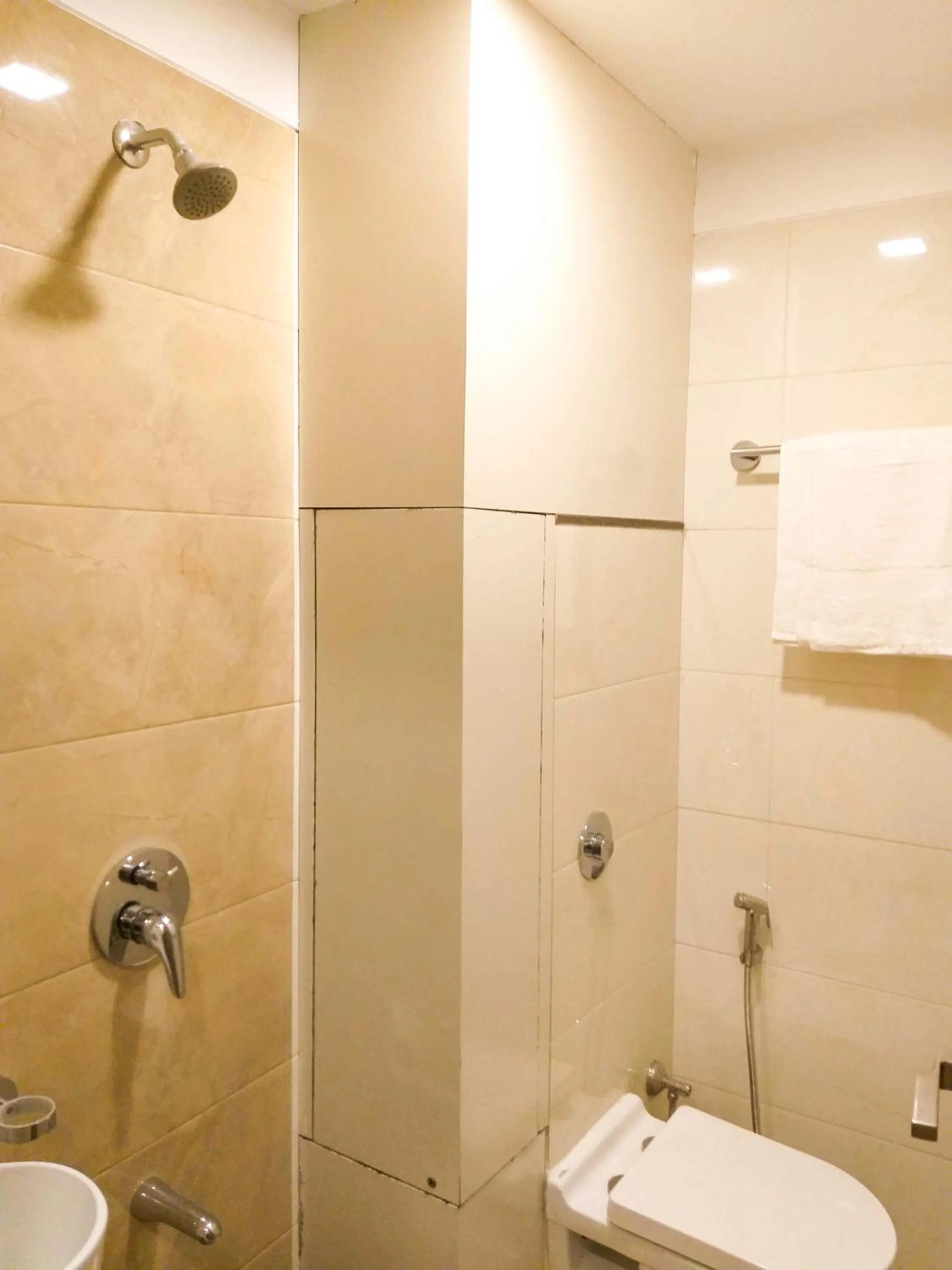 Bathroom in The Fountain Inn - Fort