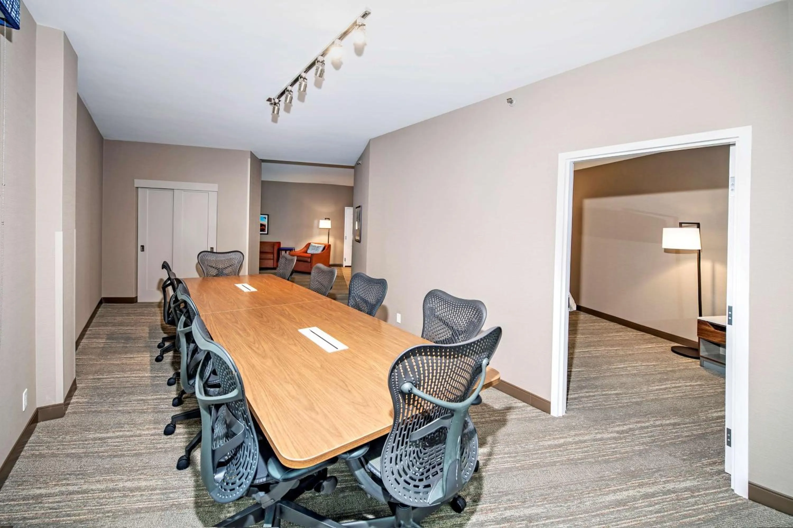 Bedroom in Hampton by Hilton Ottawa