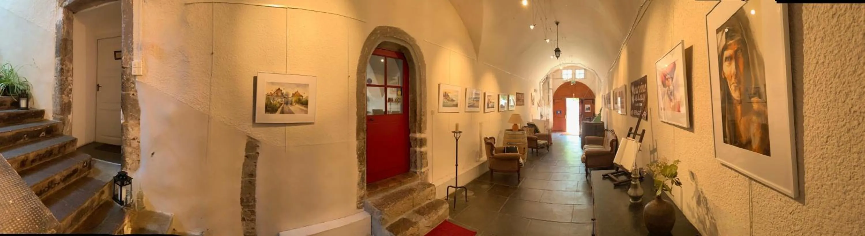 Lobby or reception in Ermitage Saint Vincent B&B