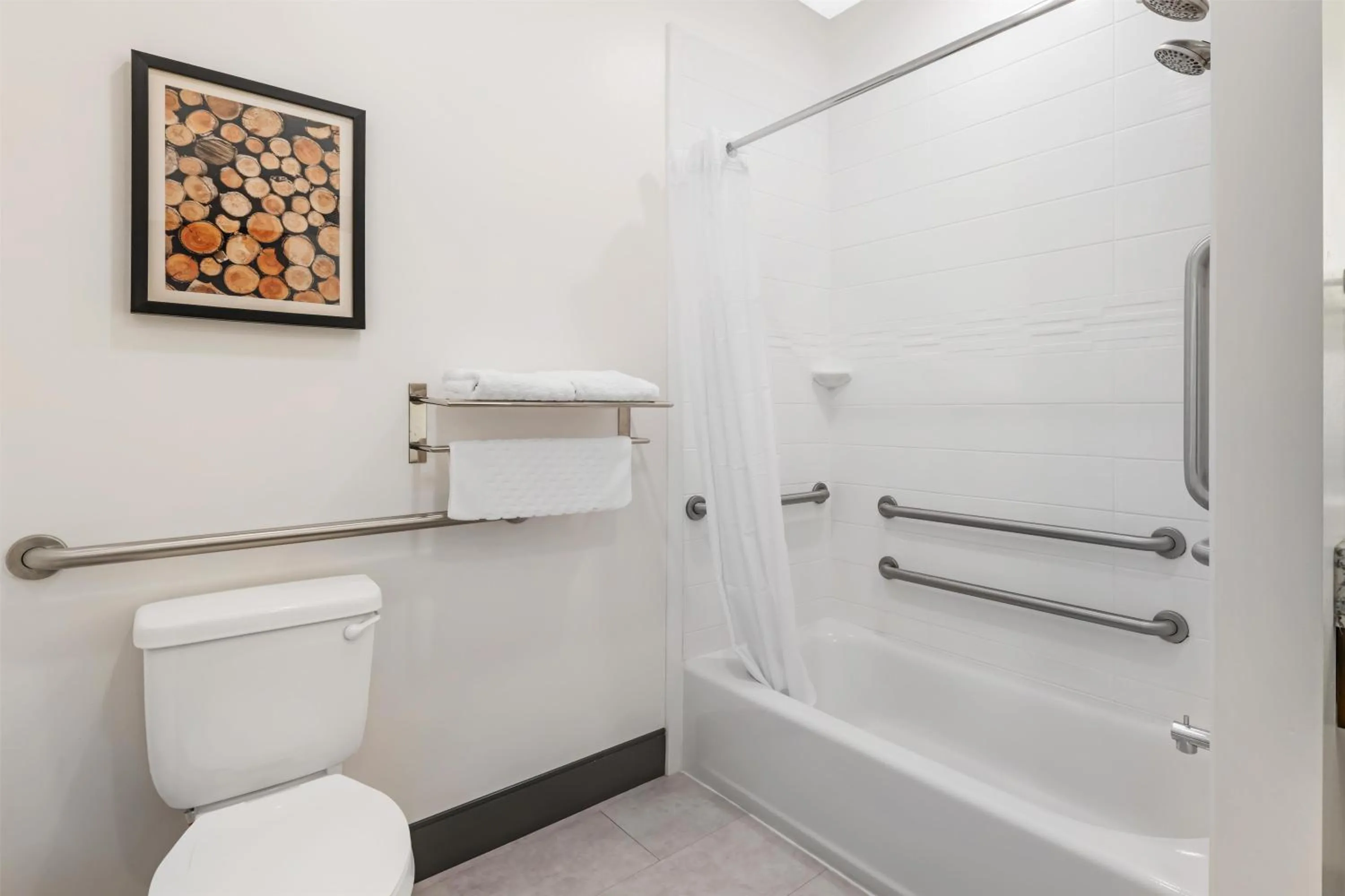 Bathroom in Best Western Plus Isanti