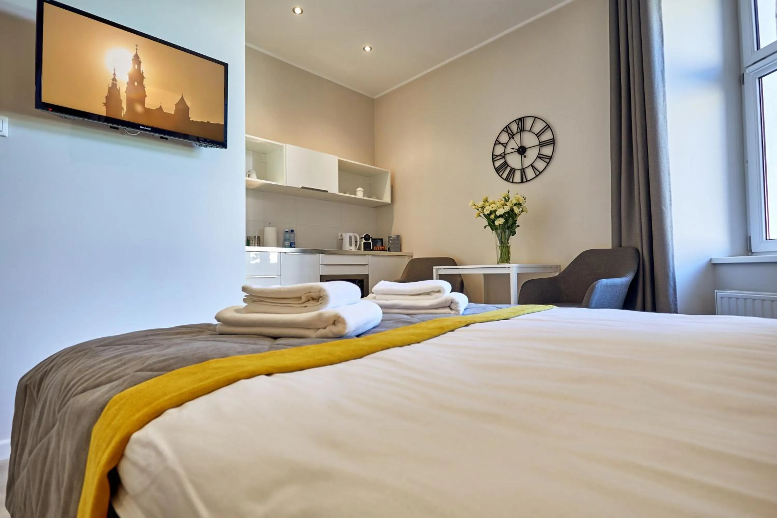 Bed in FLORIANSKA 32 by PI Apartments