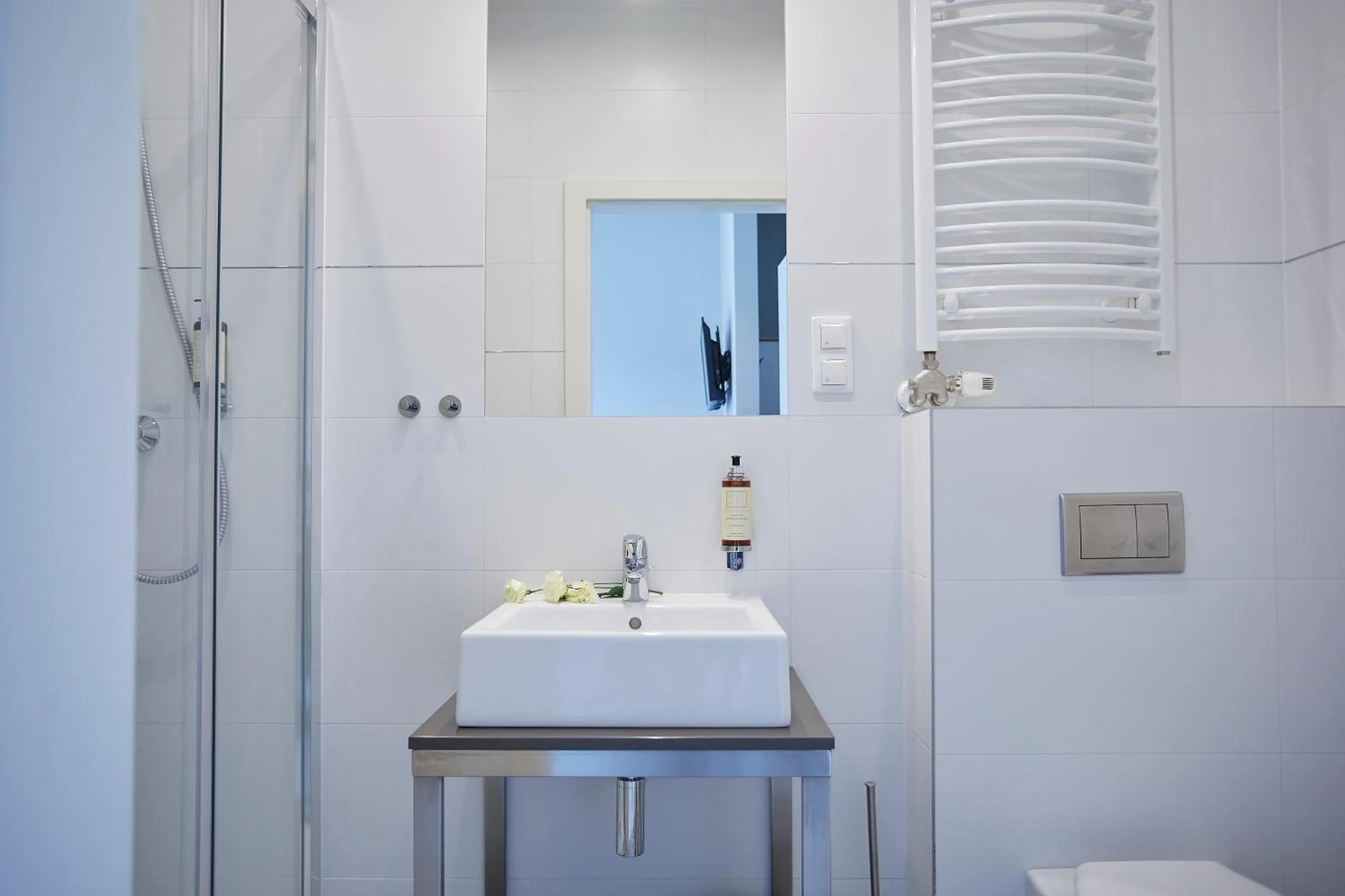 Bathroom in FLORIANSKA 32 by PI Apartments