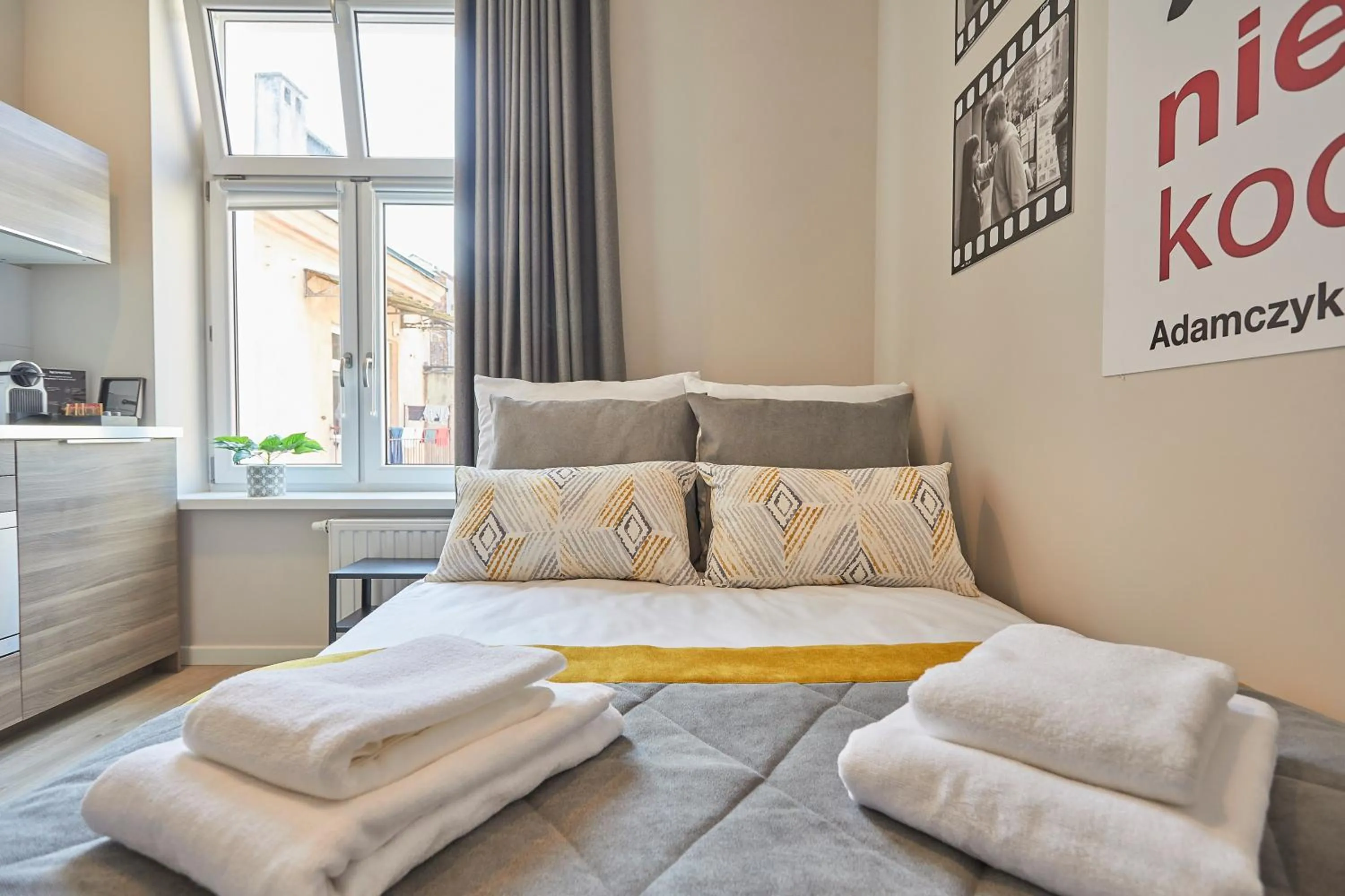 Bed in FLORIANSKA 32 by PI Apartments